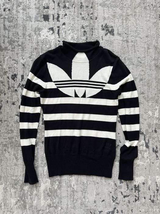 Adidas hot sale sweater turtleneck