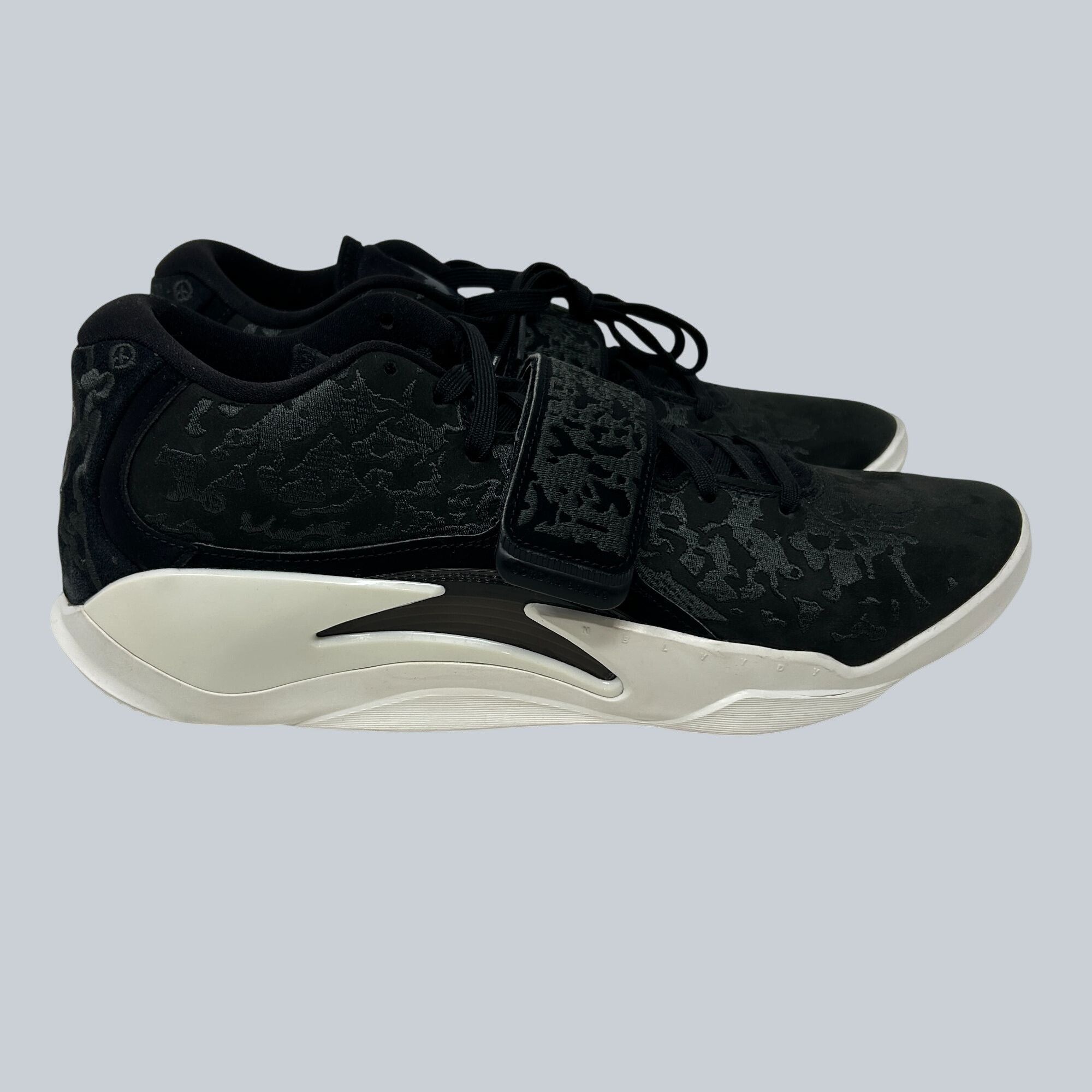 Jordan Brand Nike Jordan Zion 3 M.U.D. SE PF Ash Basketball FN1714 002 Size US 12.5 / EU 45-46 - 3 Thumbnail