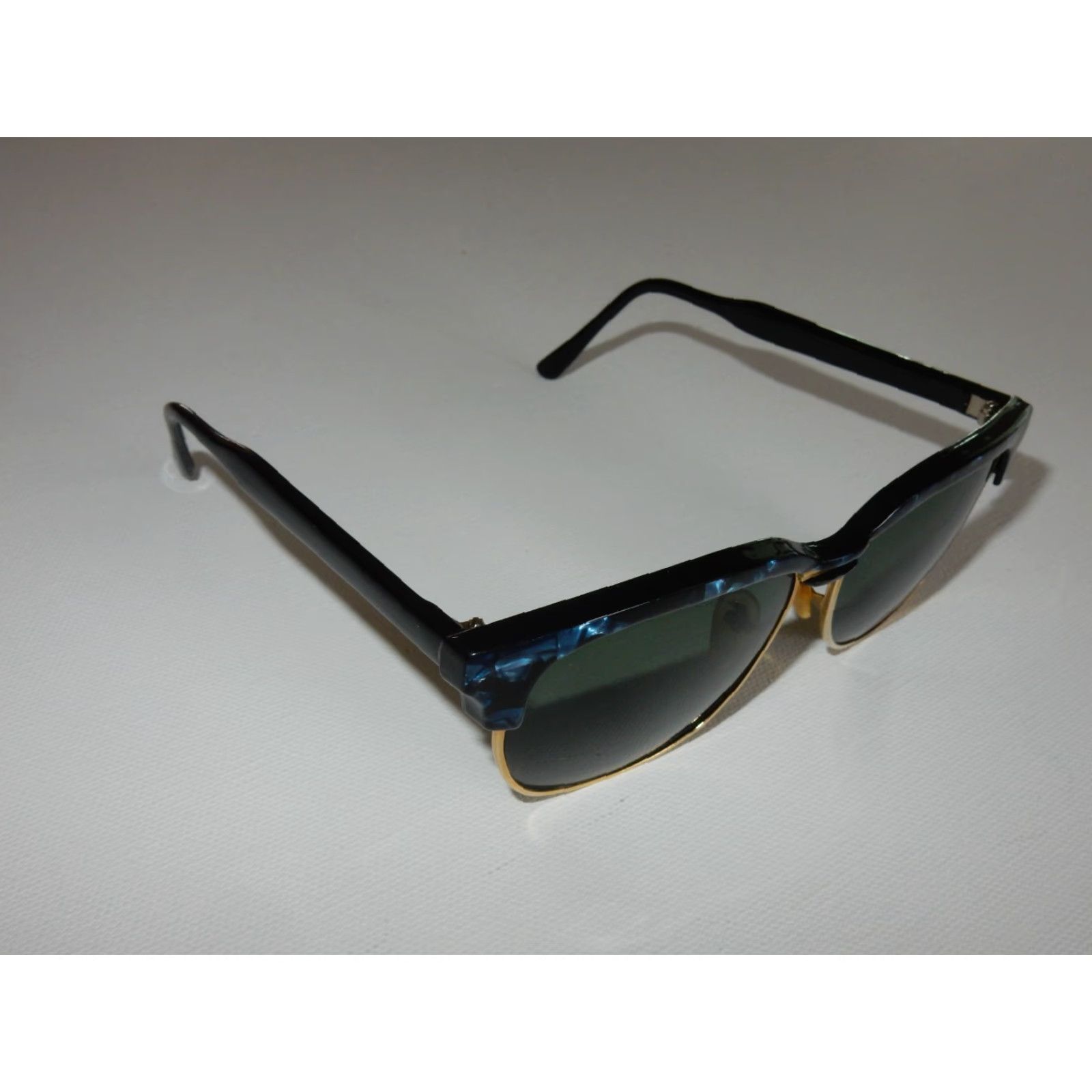 Vintage VINTAGE Unisex Adults Sunglasses Black-Blue-Gold 1980s Taiwan Made Size ONE SIZE - 3 Thumbnail