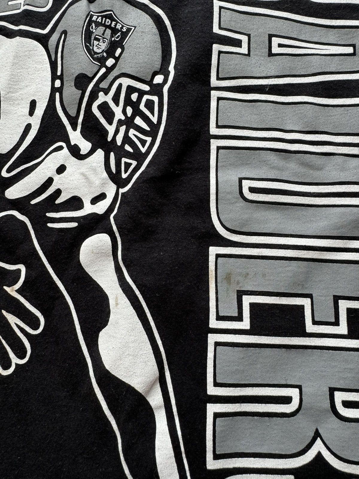 Vintage Vintage 1991 Bo Jackson Las Vegas Raiders t shirt Size US XL / EU 56 / 4 - 8 Thumbnail