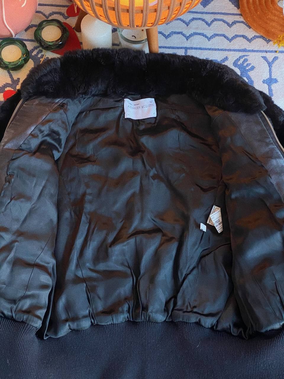 Alexander McQueen Alexander McQueen Short Fur Coat Black Vera Pelle Size M / US 6-8 / IT 42-44 - 8 Thumbnail