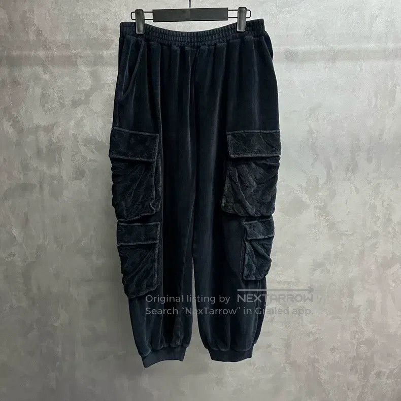 Louis Vuitton Louis Vuitton size xl Black multi-pocket full-print straigh Size US 28 / EU 44 - 1 Thumbnail