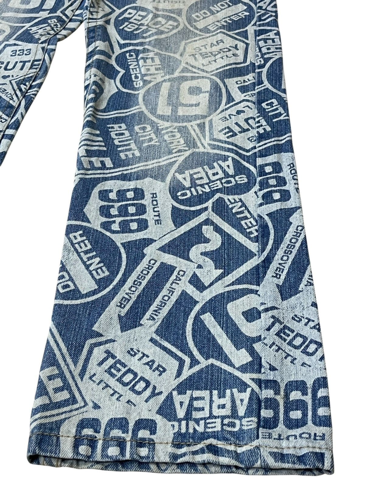 Le Grande Bleu (L.G.B.) Sick japanese subculture W.A.Z.P fullprint route 666 jeans Size US 30 / EU 46 - 4 Thumbnail