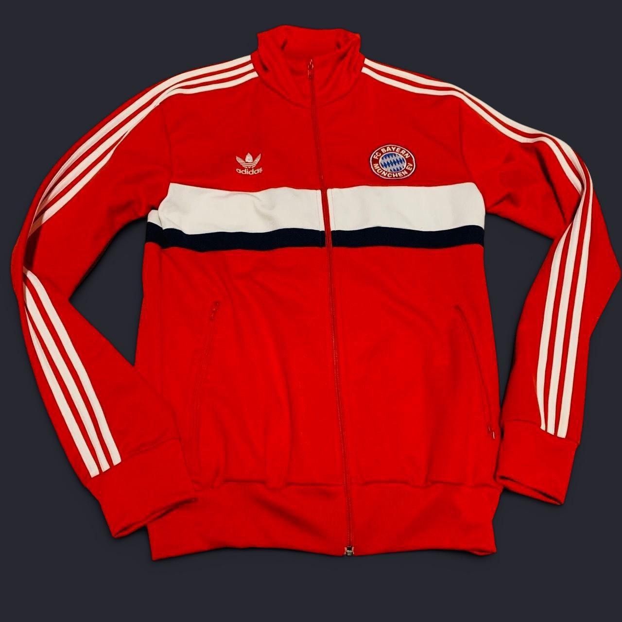 Adidas Vintage Bayern Munich Track Jacket Vintage Sz Large Adidas Size US L / EU 52-54 / 3 - 7 Thumbnail