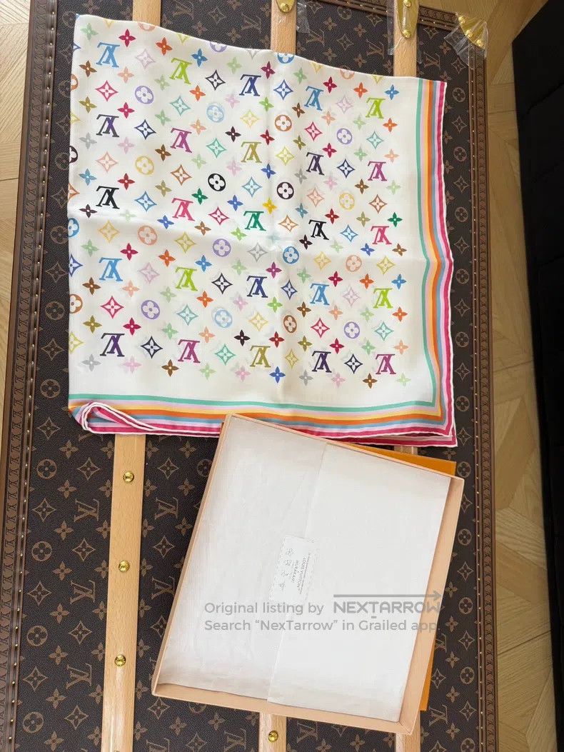 Other Louis Vuitton Takashi Murakami co-branded full logo silk s Size ONE SIZE - 2 Thumbnail
