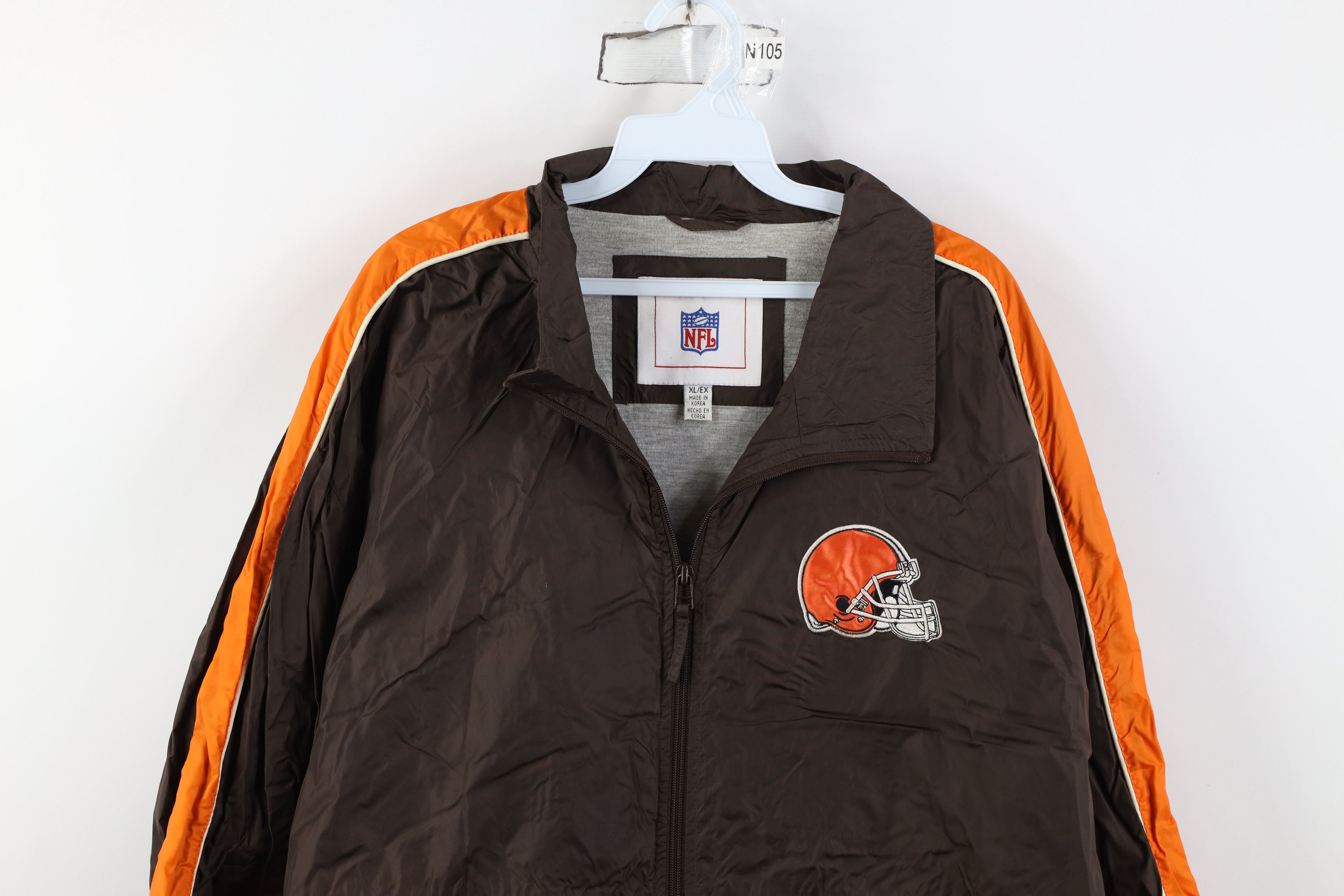 Vintage Vintage NFL Cleveland Browns Football Windbreaker Jacket Size US XL / EU 56 / 4 - 2 Thumbnail