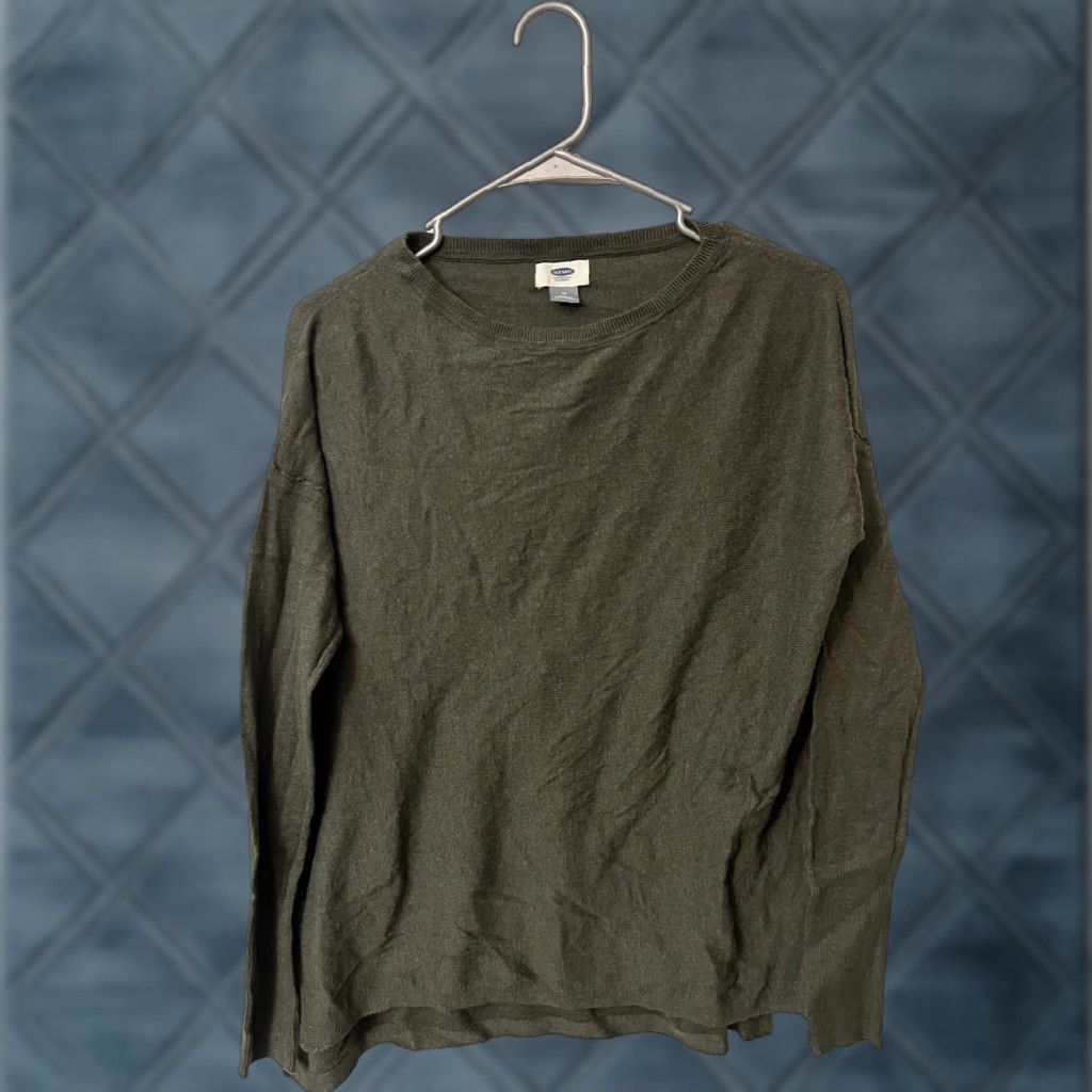 Old Navy **Women's Green Long Sleeve Knit Pullover Size Medium** User: Women's Green Long Sleeve Knit Pullover Size Medium Size M / US 6-8 / IT 42-44 - 1 Thumbnail