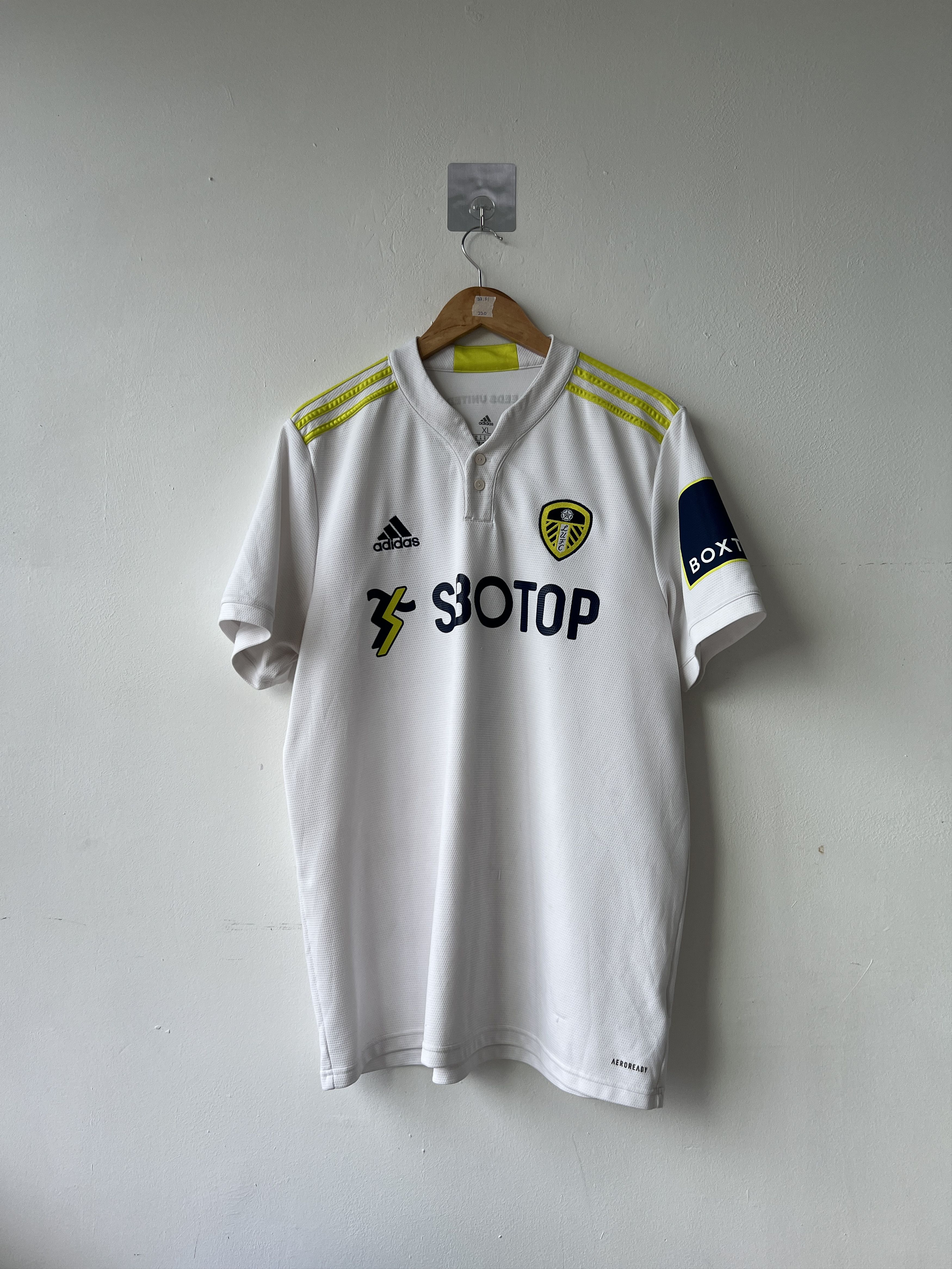Adidas (XL) Leeds United 2021-22 Home Kit Raphinha #10 Size US XL / EU 56 / 4 - 2 Thumbnail