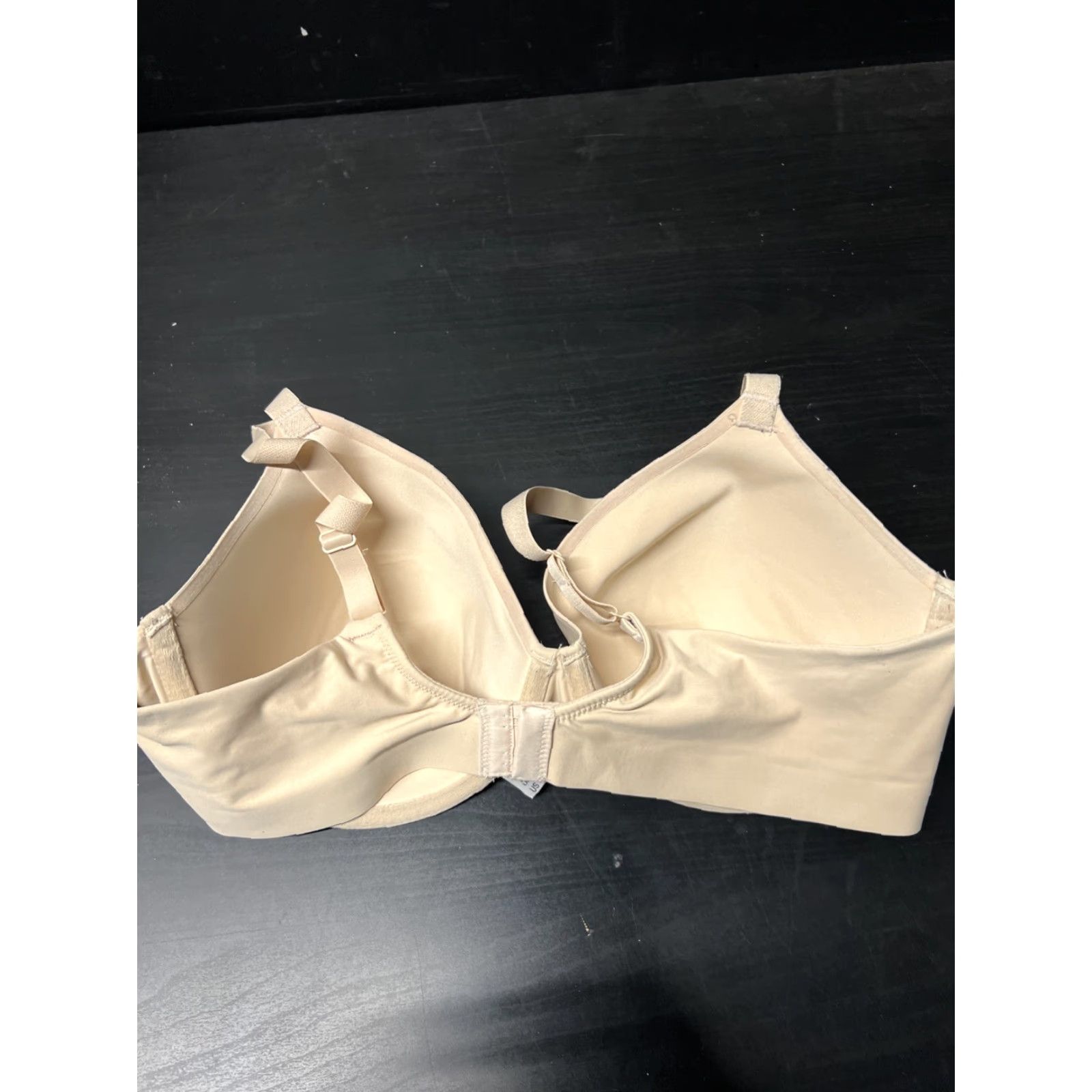 Vintage Wacoal Bra Womens 36D Beige DD Underwired T-Shirt Hook & Eye Adjustable Strap Back Closure 36 Band Opaque High Impact Unlined Solid Vintage? (Wait) Size ONE SIZE - 2 Thumbnail