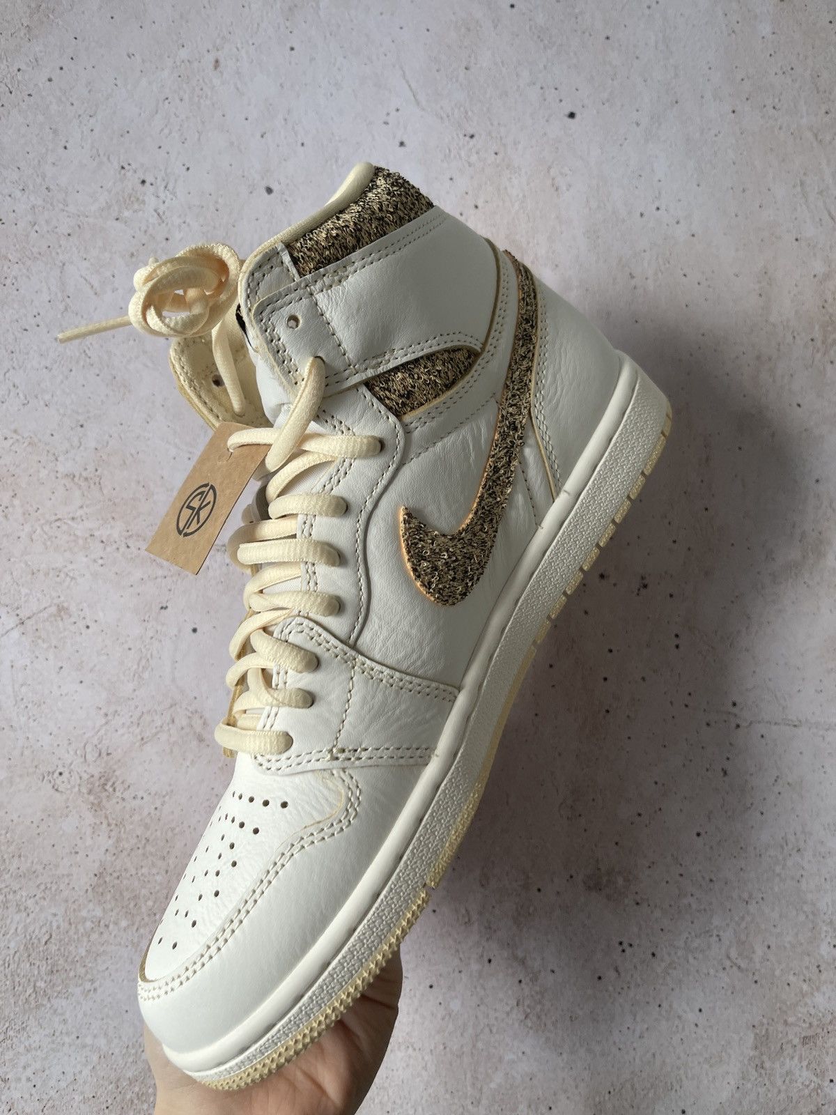 Jordan Brand Jordan 1 Retro High OG Craft Vibrations Of Naija sneakers Size US 7.5 / EU 40-41 - 4 Thumbnail
