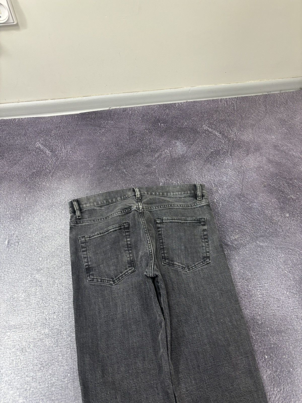 Diesel Diesel Prototype NWT Men’s Gray Skinny Tapered Denim Jeans Size US 32 / EU 48 - 16 Thumbnail