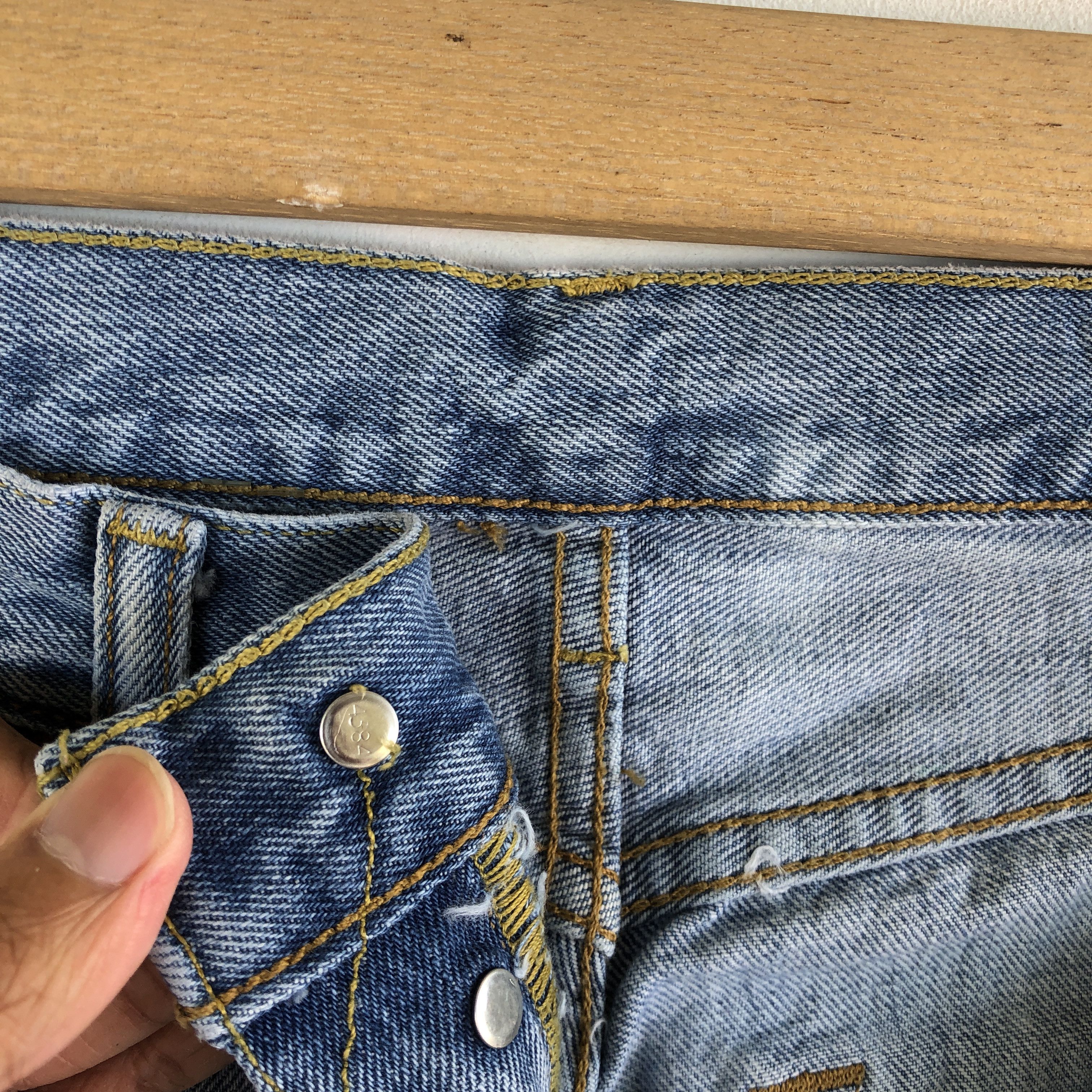 Levi's Vintage Levis 501 Bleach Short Jeans Levis Cut-Off Denim Size US 30 / EU 46 - 5 Thumbnail