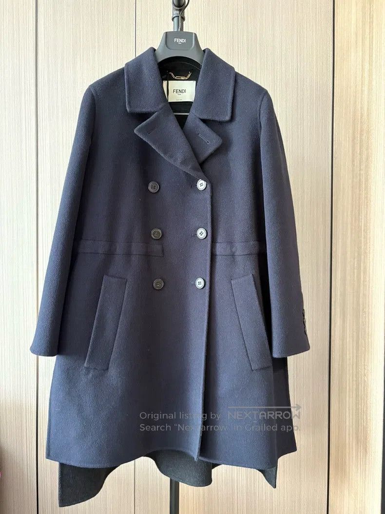 Fendi Fendi Ms.Cashmere Coat in a deep blue shade, 100% cashmere Size XS / US 0-2 / IT 36-38 - 2 Thumbnail