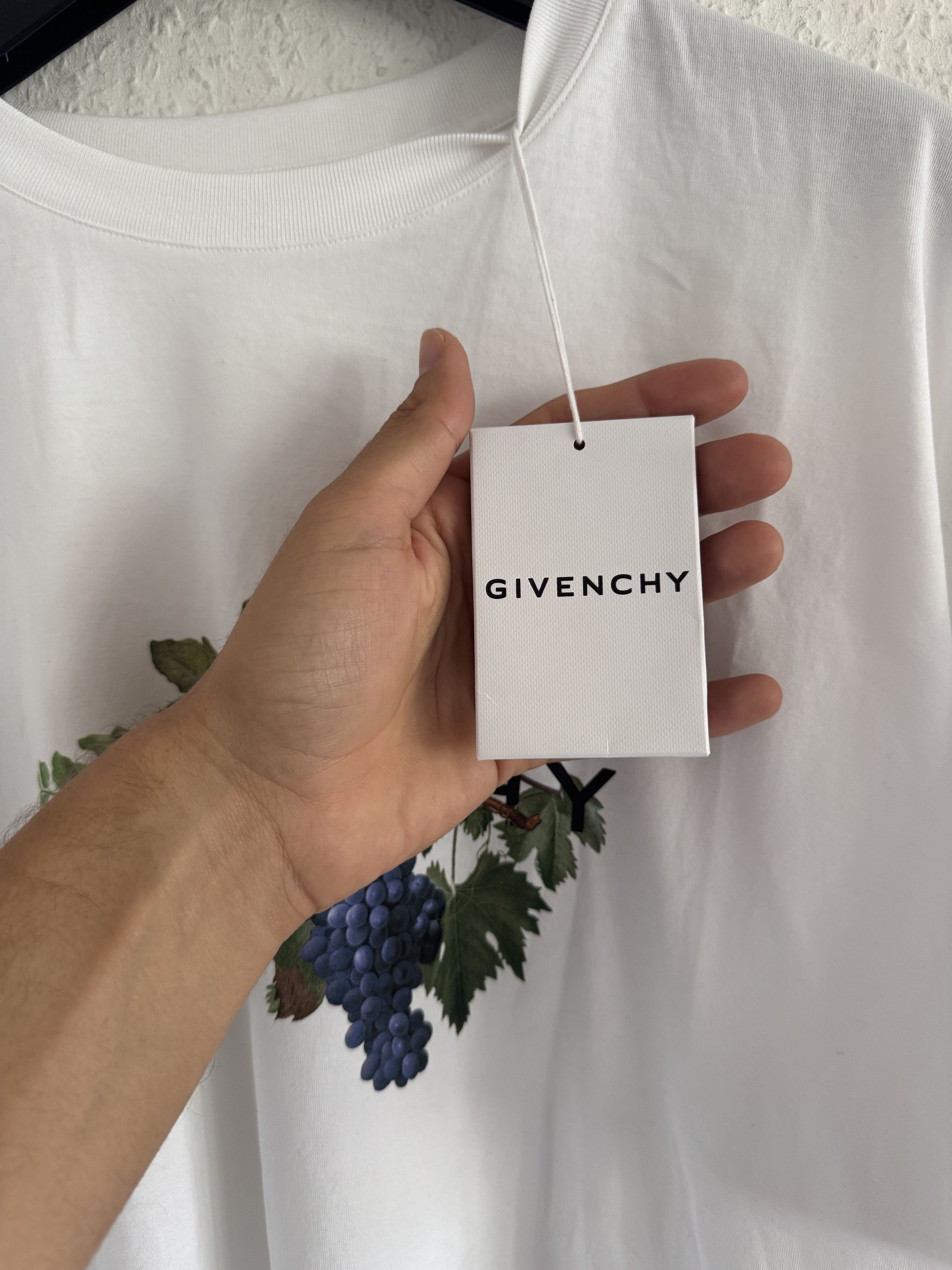Givenchy Floral Graphic Logo T-Shirt Size US XL / EU 56 / 4 - 8 Thumbnail