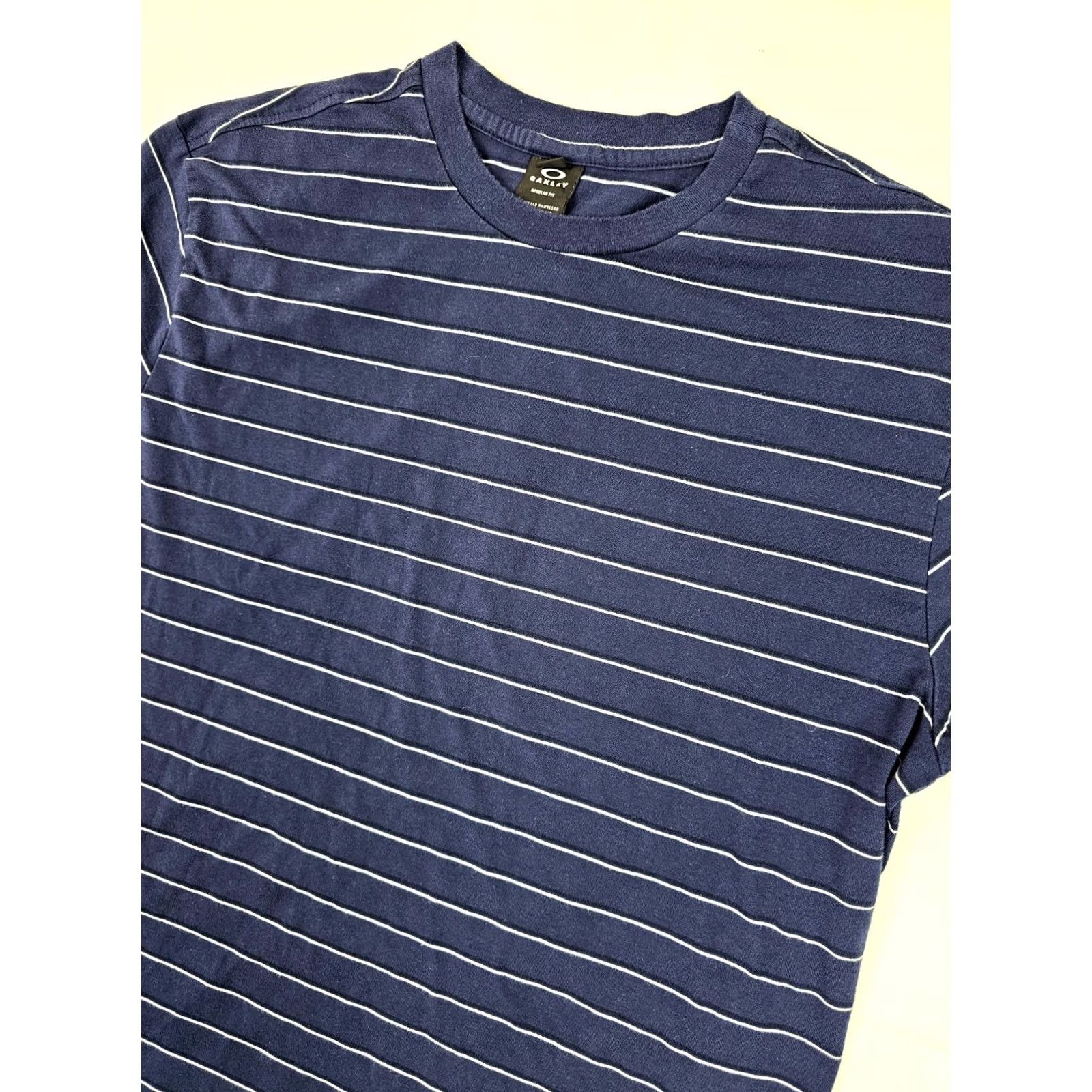 Oakley Oakley Striped Short Sleeve Crew Neck Shirt Men L Navy Blue Regular Fit Size US L / EU 52-54 / 3 - 2 Thumbnail