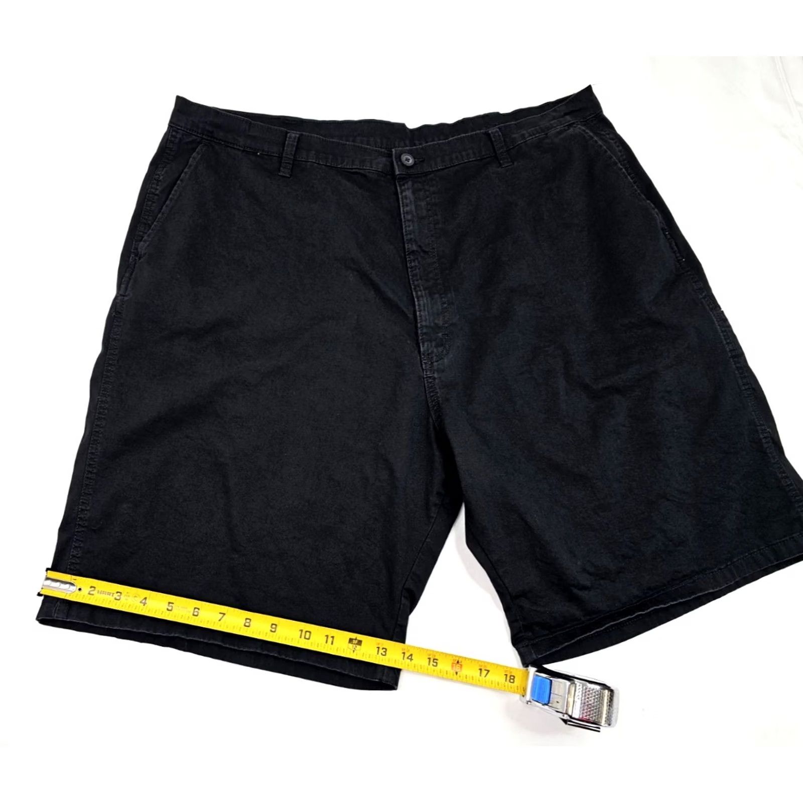 Wrangler Wrangler Black Denim Shorts Men 42 High Rise Relaxed Fit 10 in Inseam Size US 42 / EU 58 - 2 Thumbnail