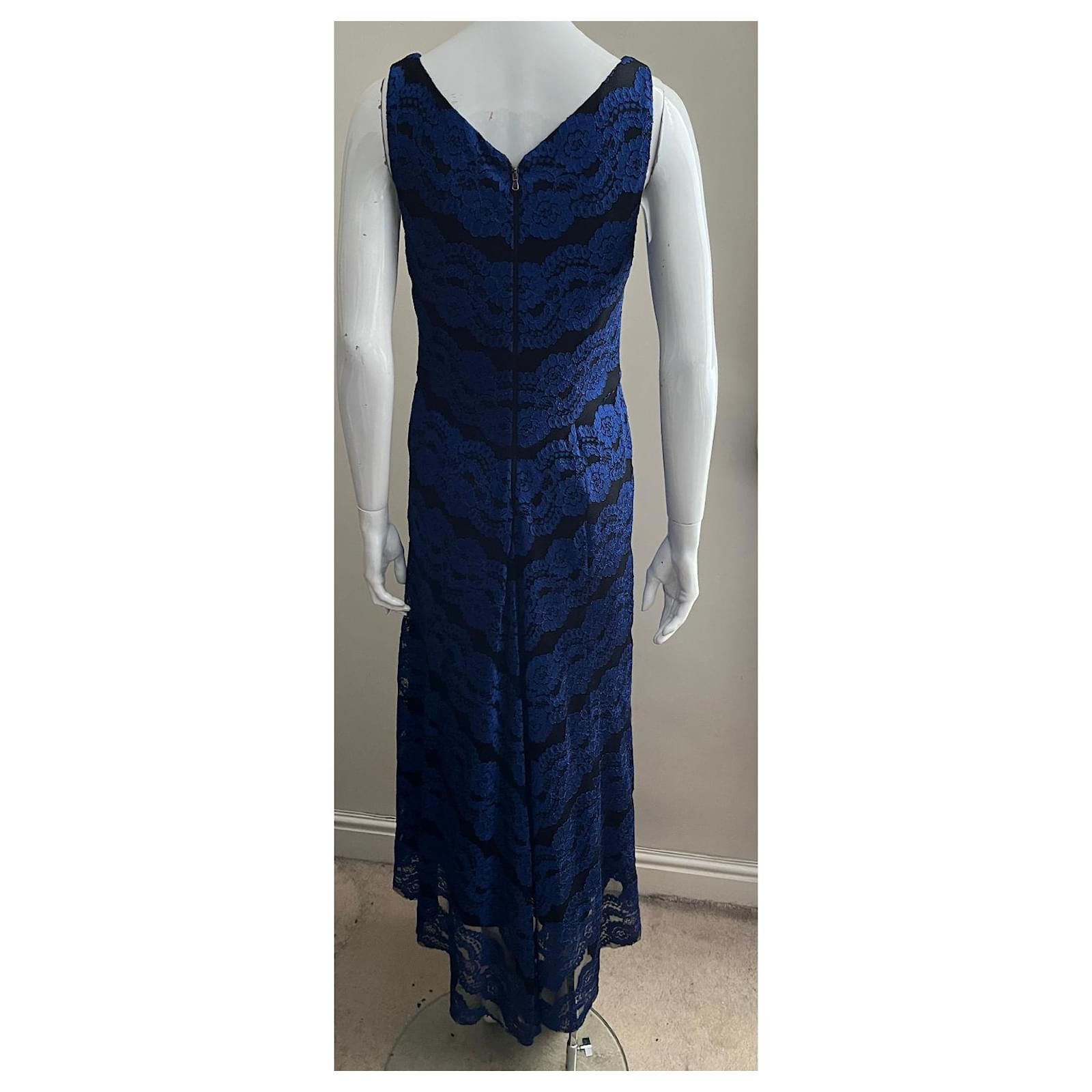 Vera Wang Lace high low gown Size M / US 6-8 / IT 42-44 - 3 Thumbnail