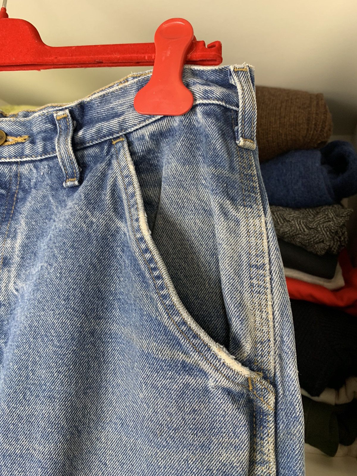 Carhartt × Vintage Vintage Carhartt Distressed Denim Thrashed Jeans Size US 32 / EU 48 - 16 Thumbnail
