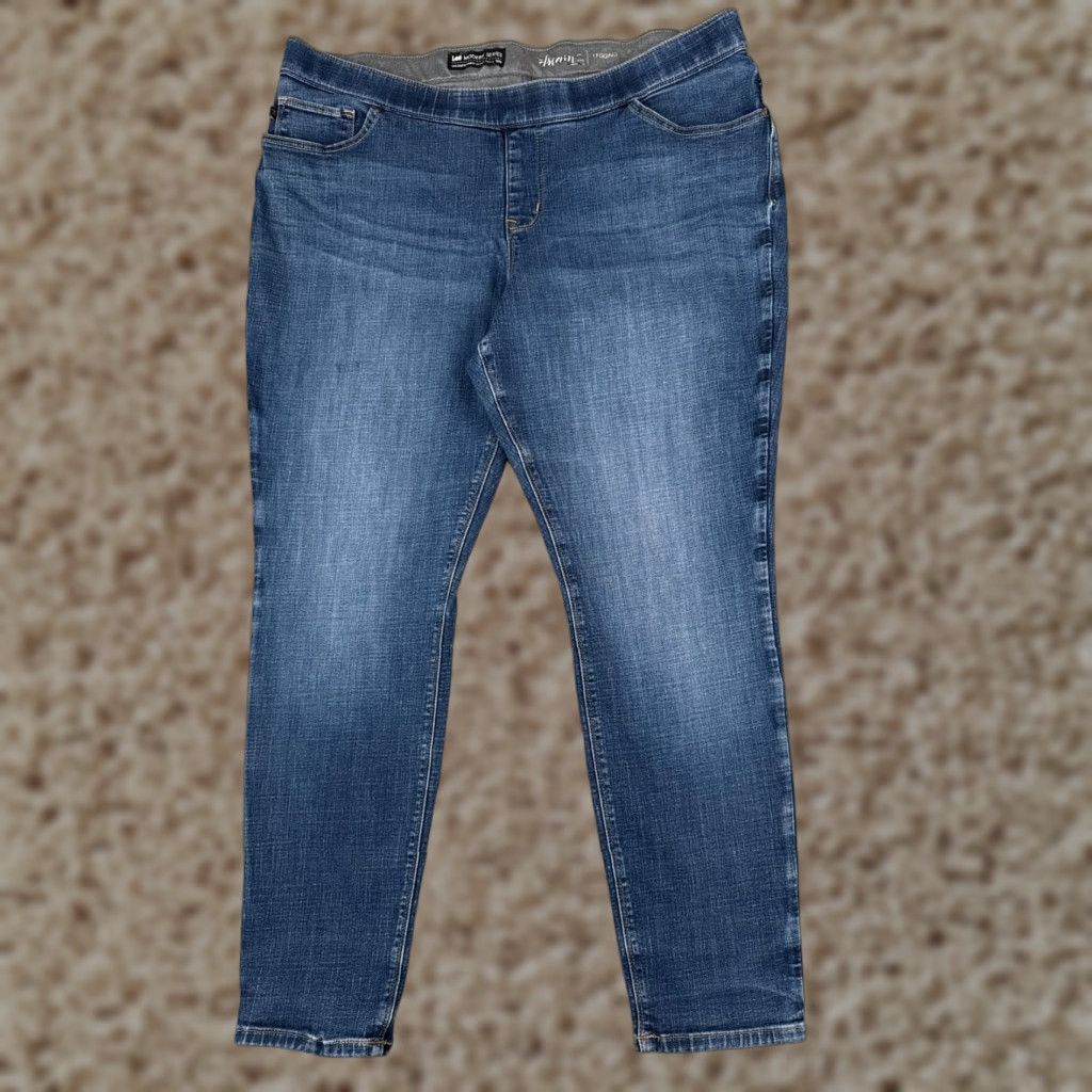 Lee Lee Jeans Women 18W Blue Denim Mid Rise Bootcut 5-Pocket Design Cotton Blend 39x28 Plus Size Size 40" / US 18 - 1 Thumbnail