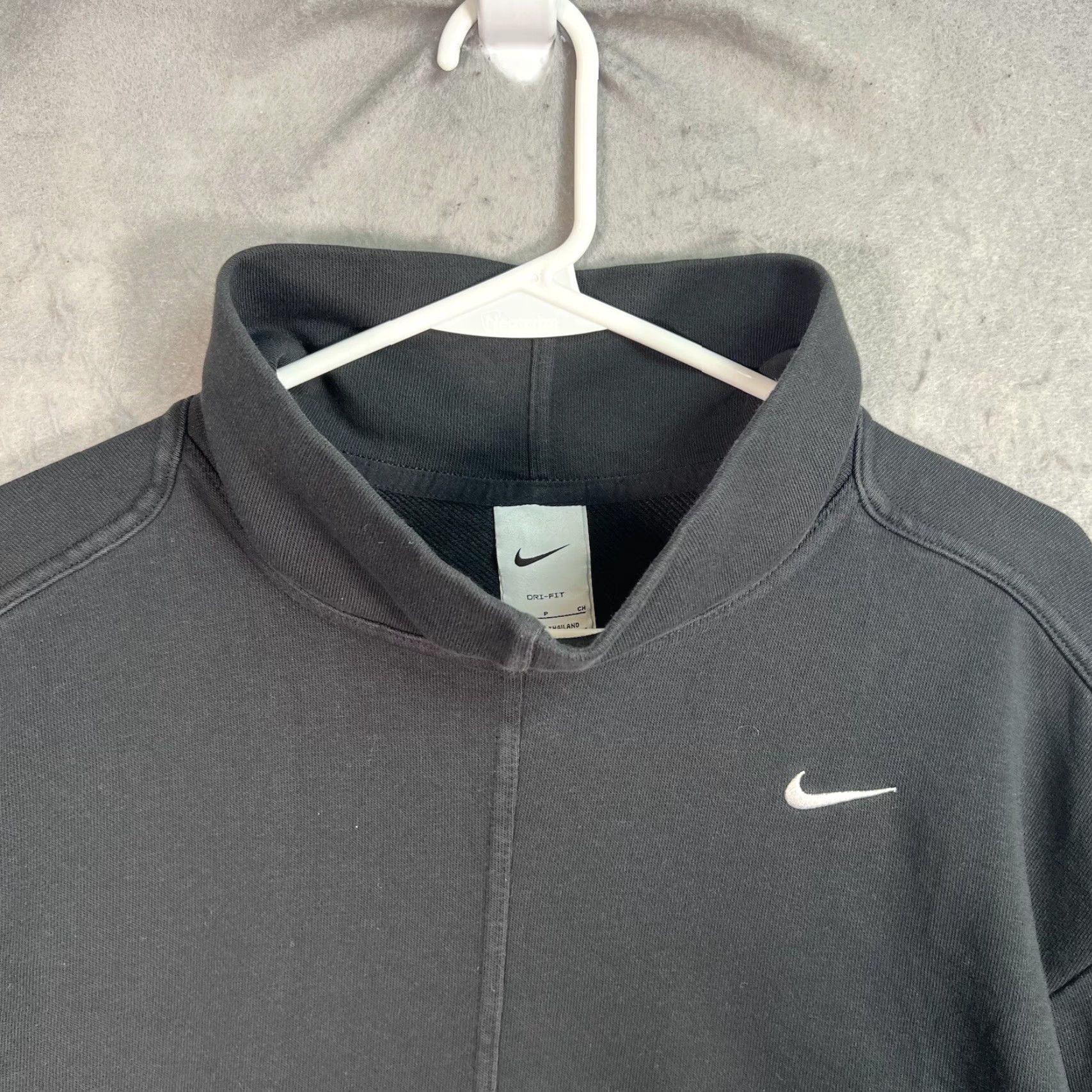 Nike VINTAGE Nike Dri-Fit Swoosh Long Sweater Womens Small Black Sweatshirt Size S / US 4 / IT 40 - 7 Thumbnail