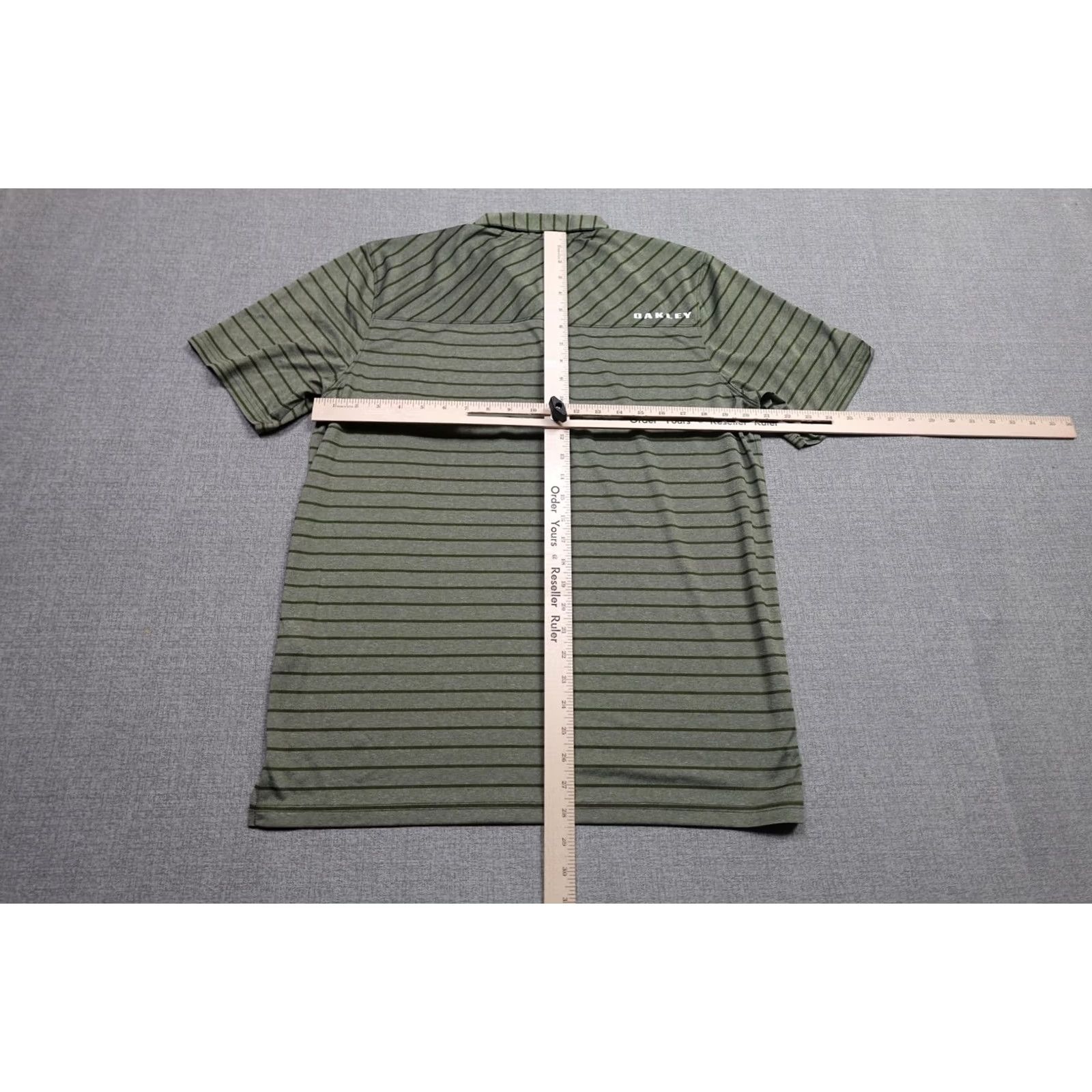 Oakley Oakley Polo Golf Mens Large Green Striped Short Sleeve 100% Polyester Performance Size US L / EU 52-54 / 3 - 5 Thumbnail