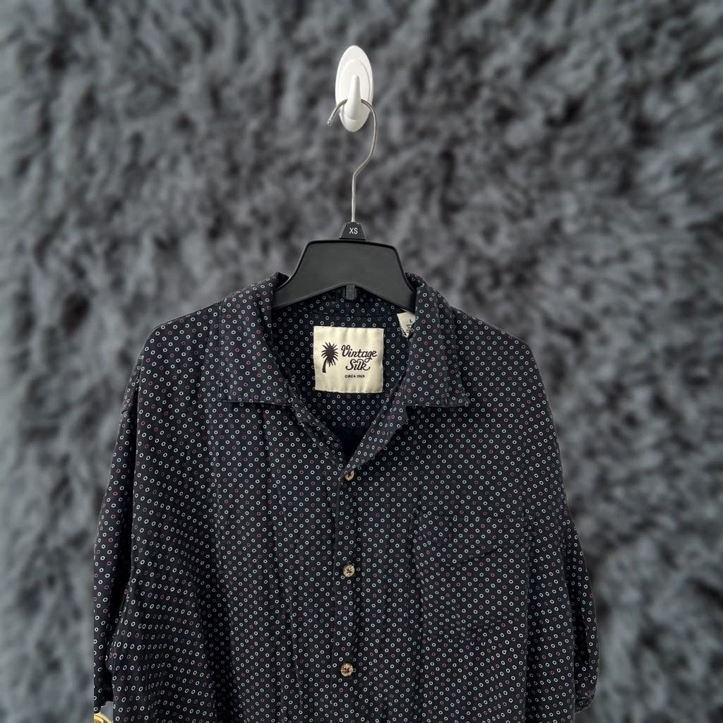 Vintage VINTAGE Silk Circa 1969 Shirt Mens L Black Polka Dot 100% Silk Button Down S/S Size US L / EU 52-54 / 3 - 1 Thumbnail