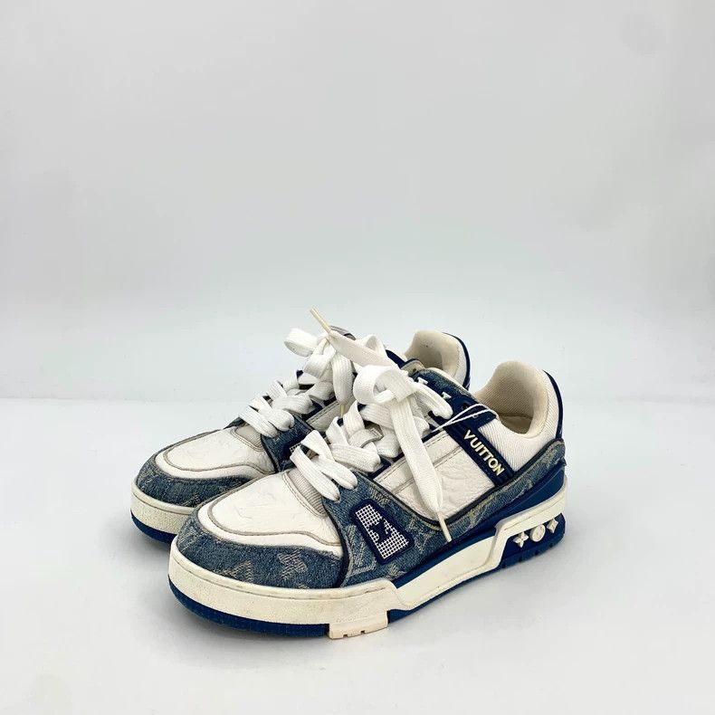 Louis Vuitton Louis Vuitton Blue and white color-matching casual sports Size US 4.5 / IT 34.5 - 1 Thumbnail
