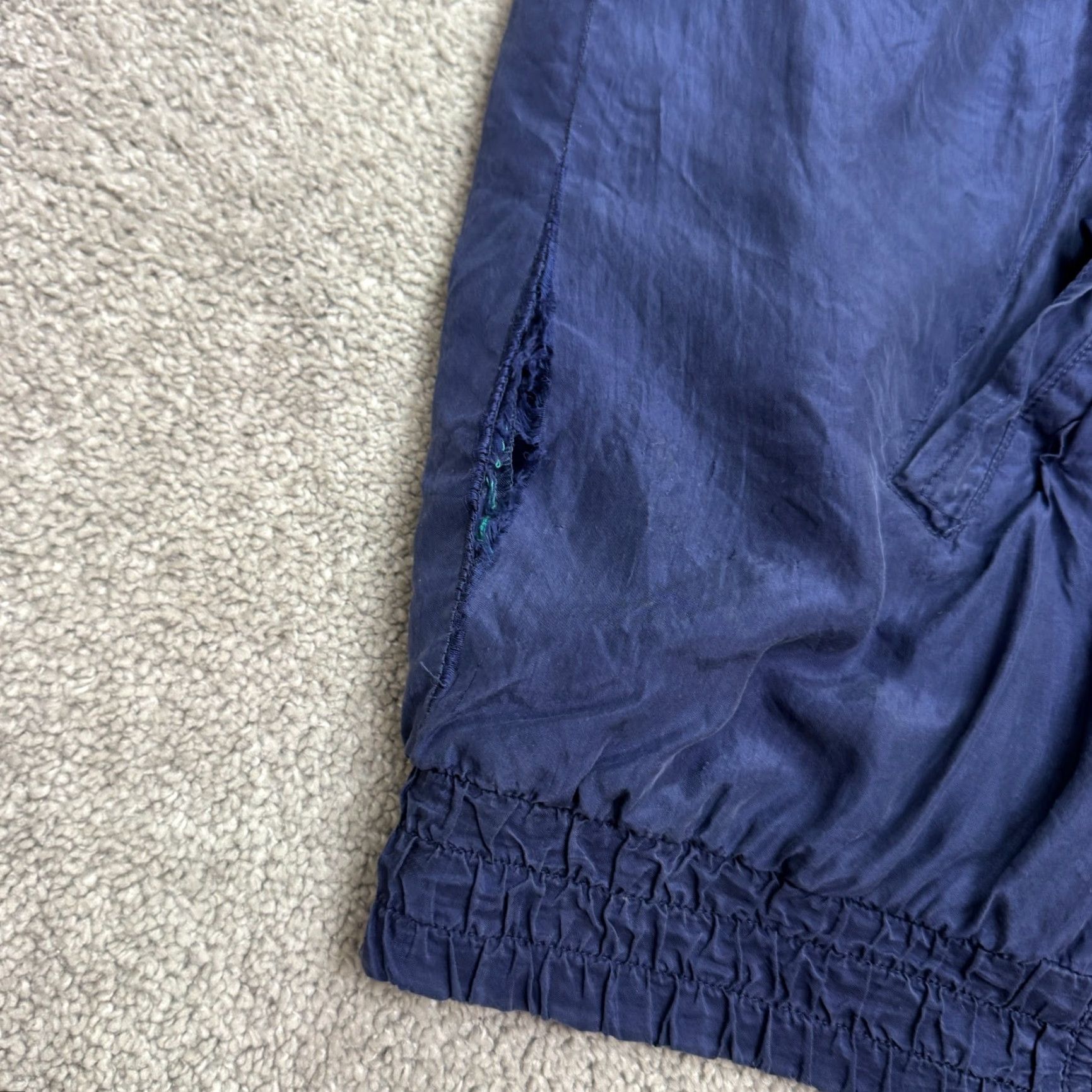 Vintage Vintage Robert Stock Silk Windbreaker Jacket Mens L Blue 90s Retro All Seasons Pockets Zip Front Short Length Regular Fit Size US L / EU 52-54 / 3 - 5 Thumbnail