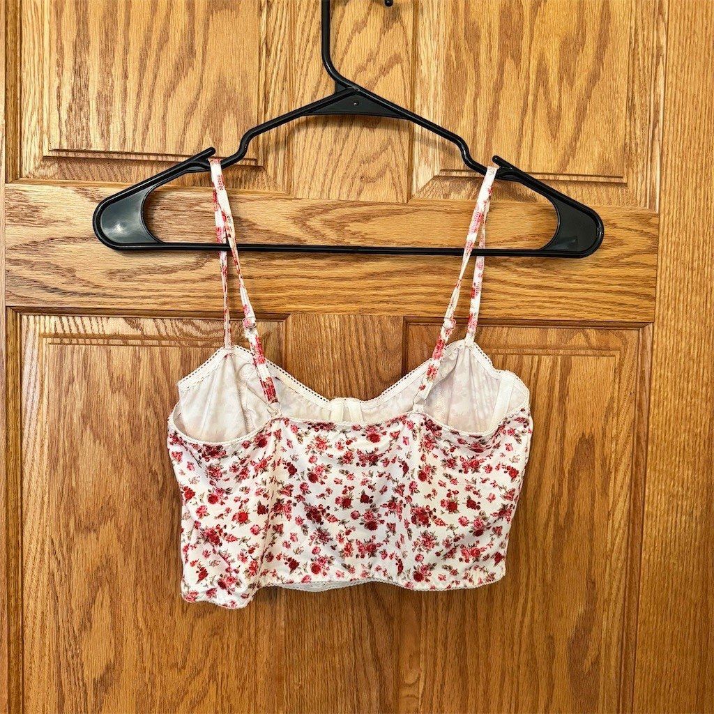 Other Women's Floral Roses Bustier Crop Top White Red Size M NWOT Size M / US 6-8 / IT 42-44 - 2 Thumbnail