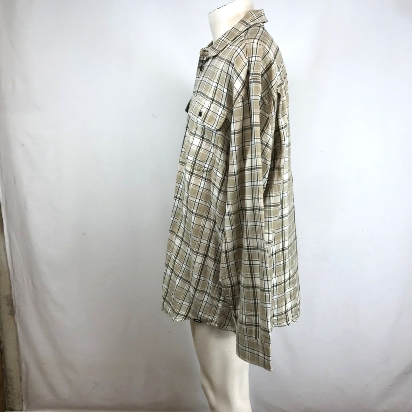 Prana prAna Edgewater Shirt Mens XXL Chalk Tan Plaid Long Sleeve Button Up Size US XXL / EU 58 / 5 - 6 Thumbnail