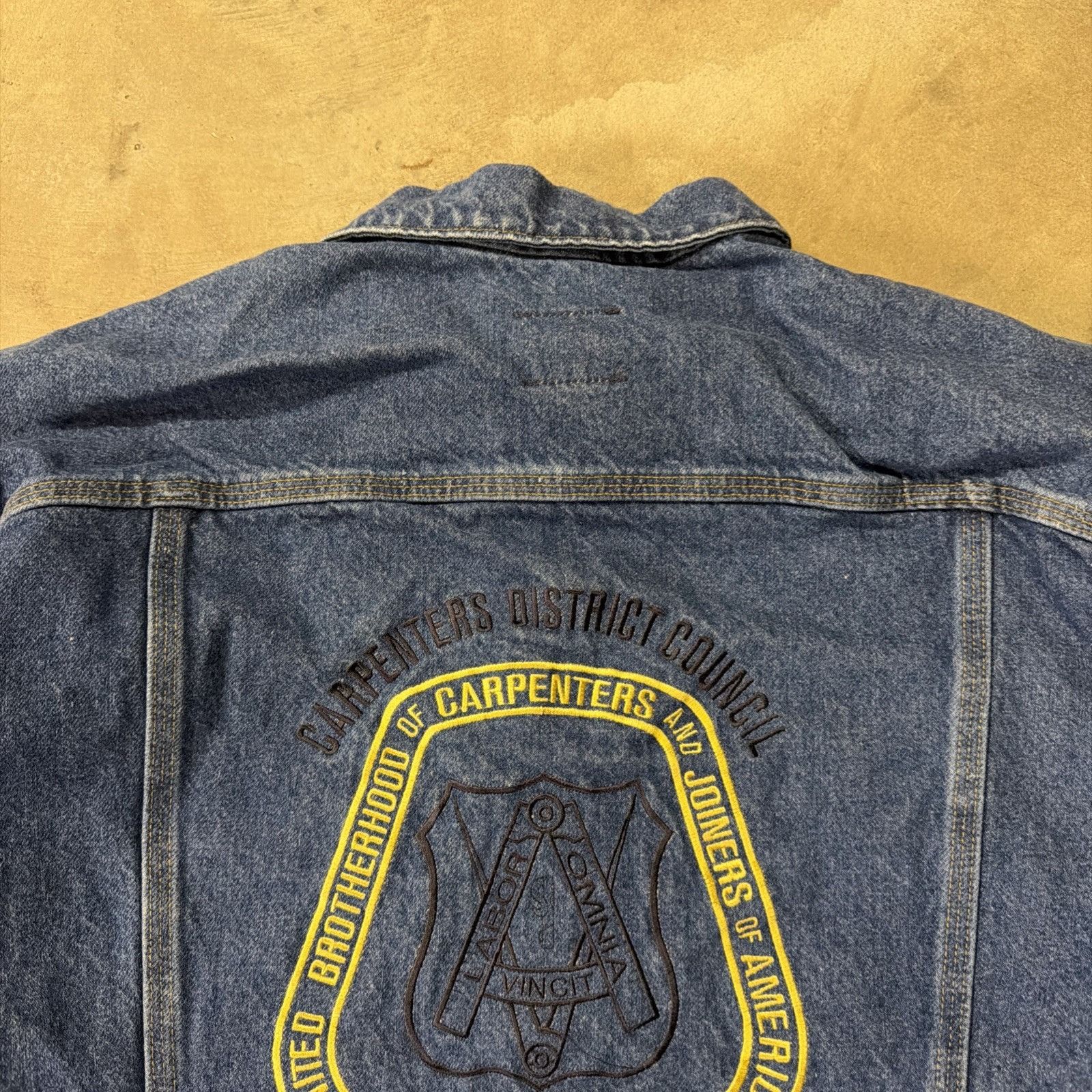 Carhartt Vintage Carhartt Denim Jacket USA Made J12DST Trucker Size US XL / EU 56 / 4 - 9 Thumbnail