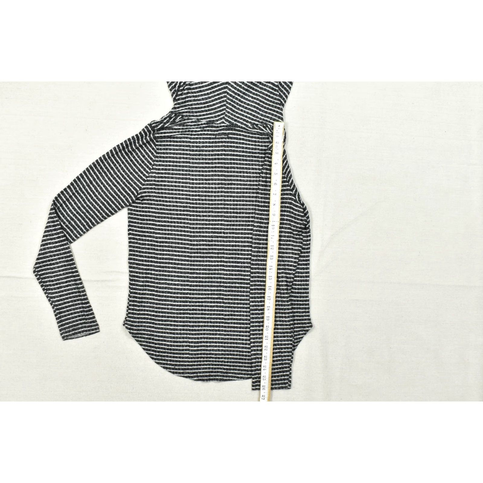 Lucky Brand Lucky Brand Women's Sweater Pullover XS Striped Black White Shrug Neck Long Sleeve Knit Casual Winter Spring Fall Mens/Womens Size XS / US 0-2 / IT 36-38 - 5 Thumbnail