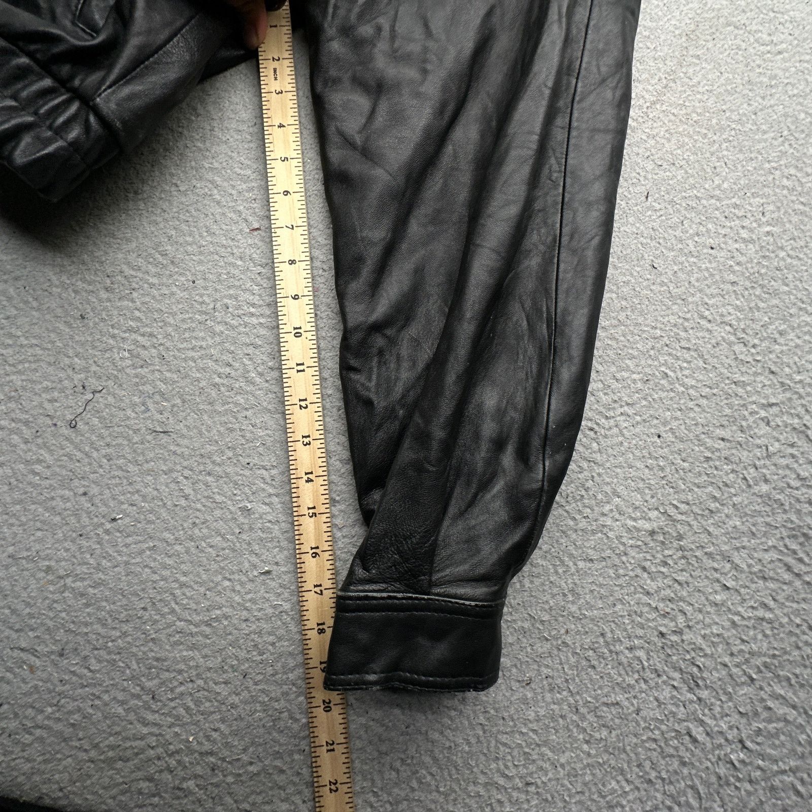 Wilsons Leather Vintage Wilsons Thinsulate Leather Bomber Jacket Mens Large Size US L / EU 52-54 / 3 - 4 Thumbnail