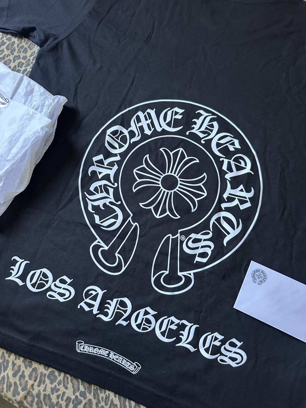 Chrome Hearts Chrome hearts Los Angeles horse shoe cross tee Size US XL / EU 56 / 4 - 2 Thumbnail