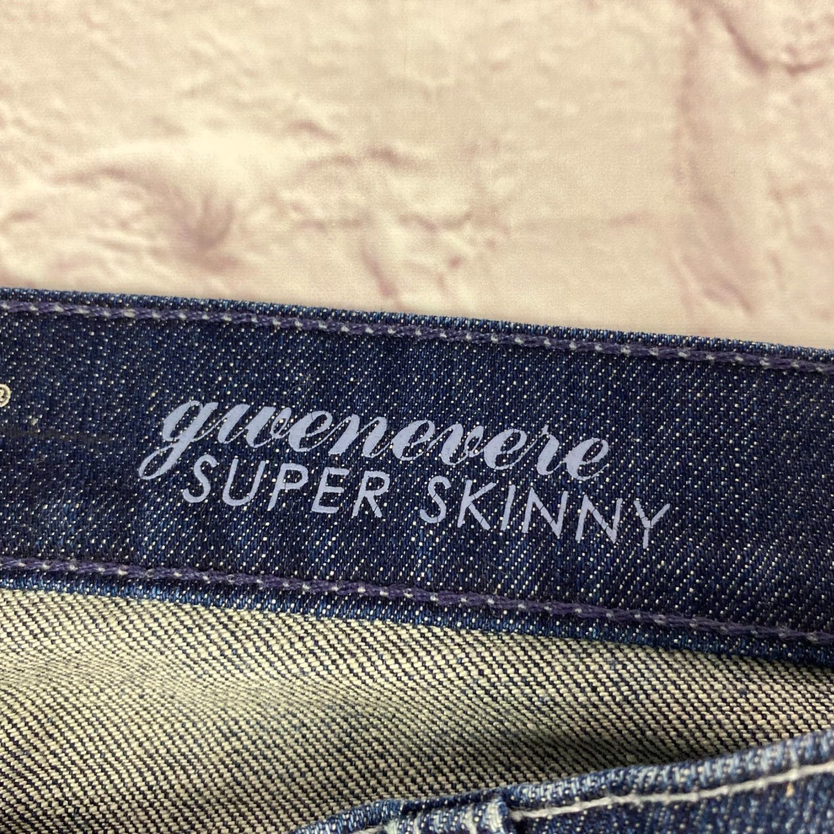 7 For All Mankind 7 for All Mankind Gwenevere Super Skinny Jeans Low Rise Dark Wash Denim 28 Size 28" / US 6 / IT 42 - 4 Thumbnail