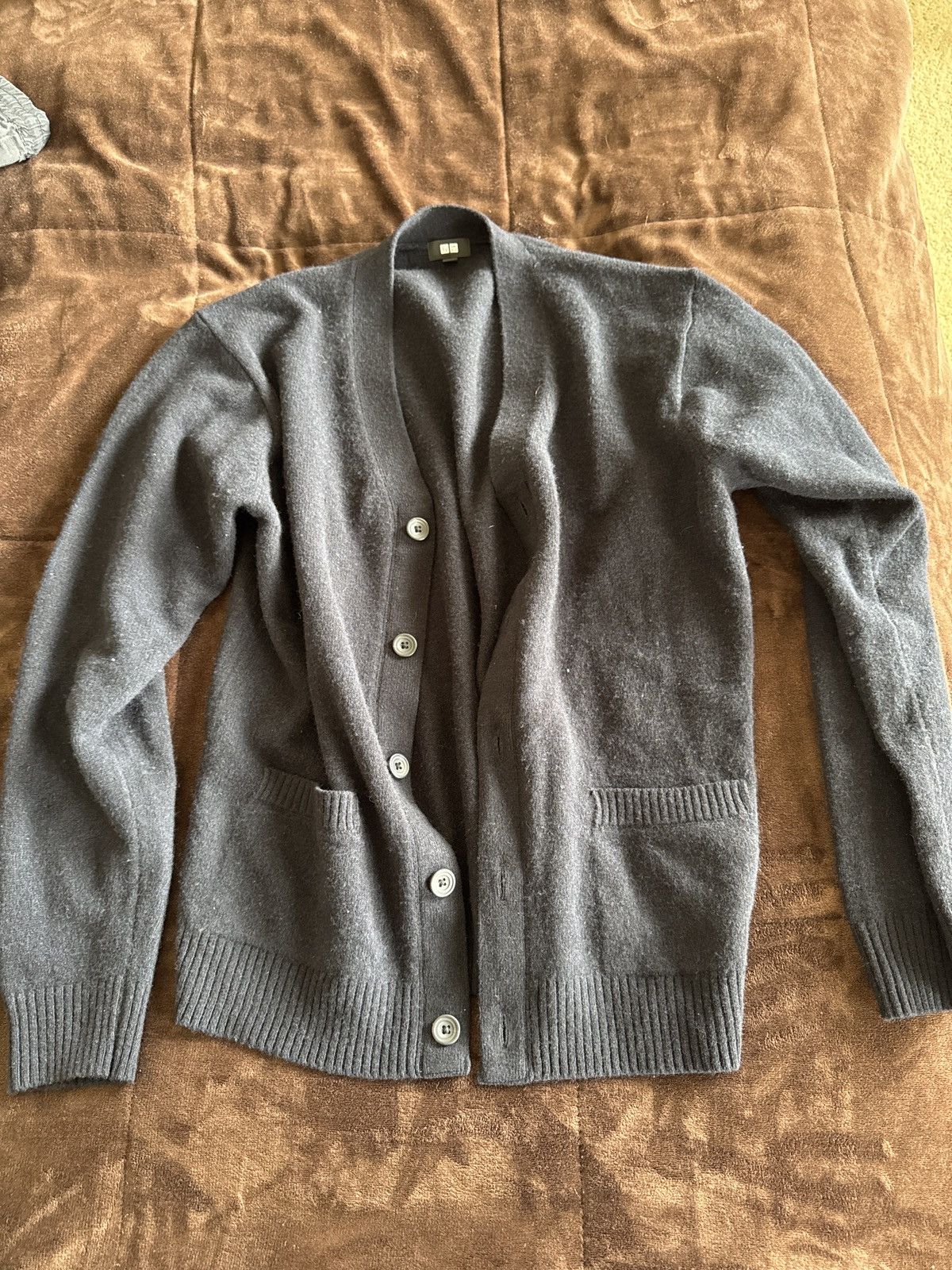 Uniqlo Navy Wool Cardigan Size US M / EU 48-50 / 2 - 1 Thumbnail