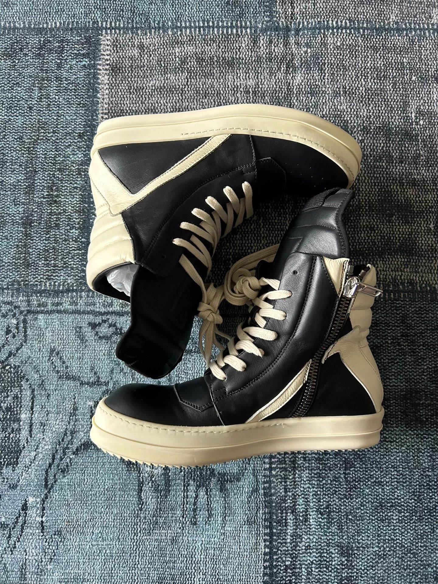 Rick Owens Rick Owens Inverted Triangle 39 Naked Size US 8 / IT 38 - 4 Thumbnail
