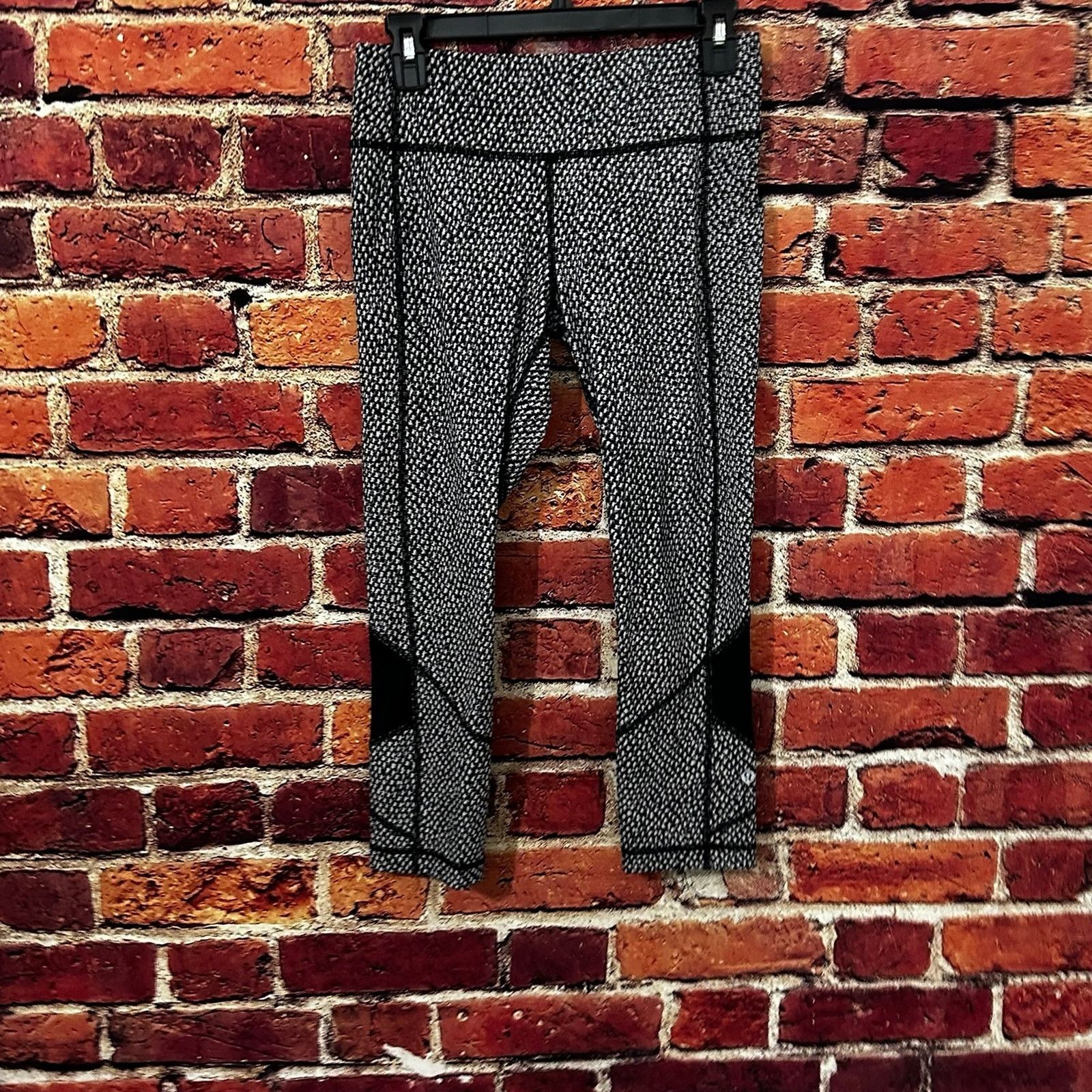Lululemon Lululemon leggings size 6 Size 28" / US 6 / IT 42 - 1 Thumbnail