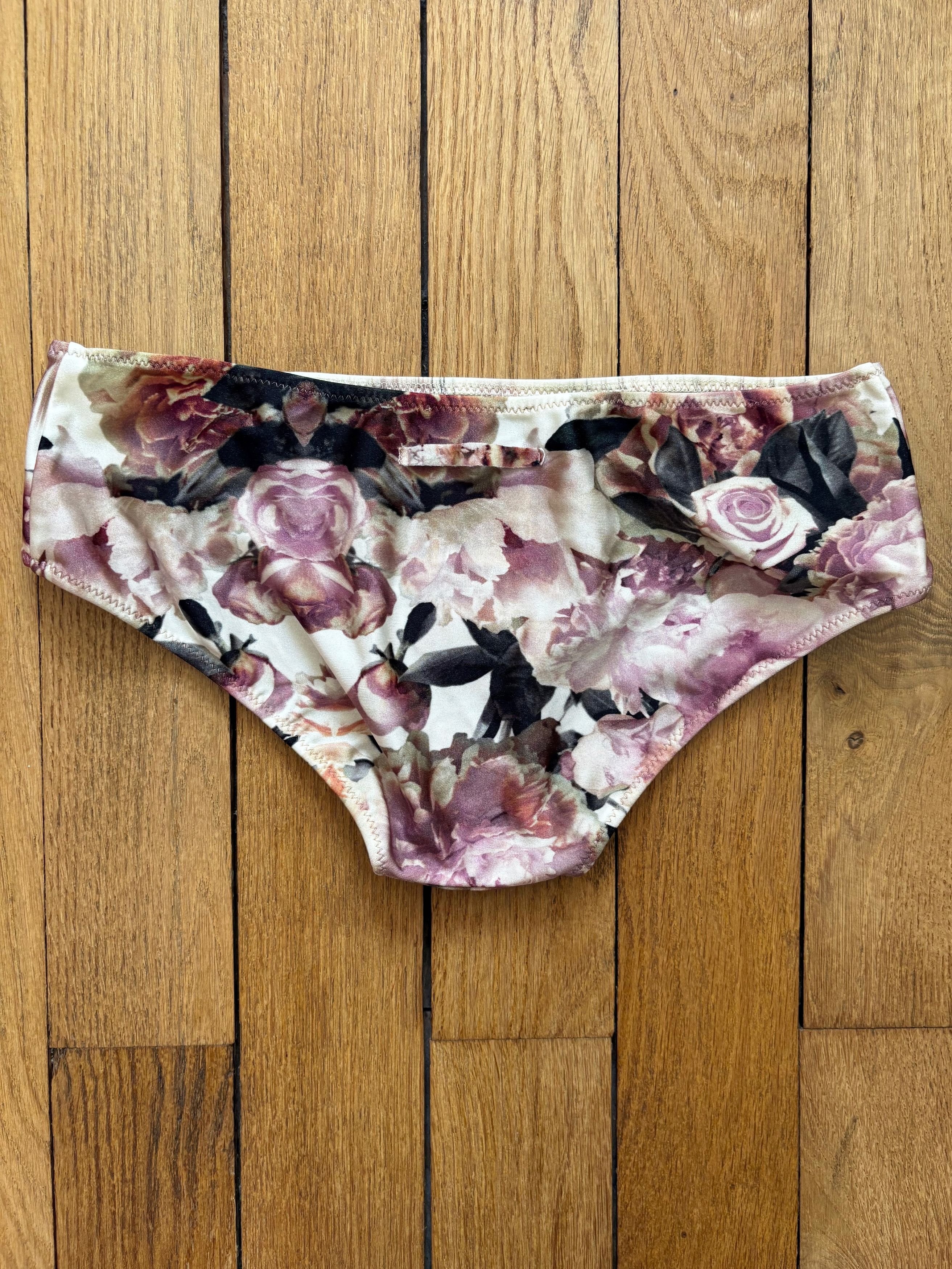 Jean Paul Gaultier Jean Paul Gaultier vintage pink floral bikini bottom Size 28" / US 6 / IT 42 - 2 Thumbnail