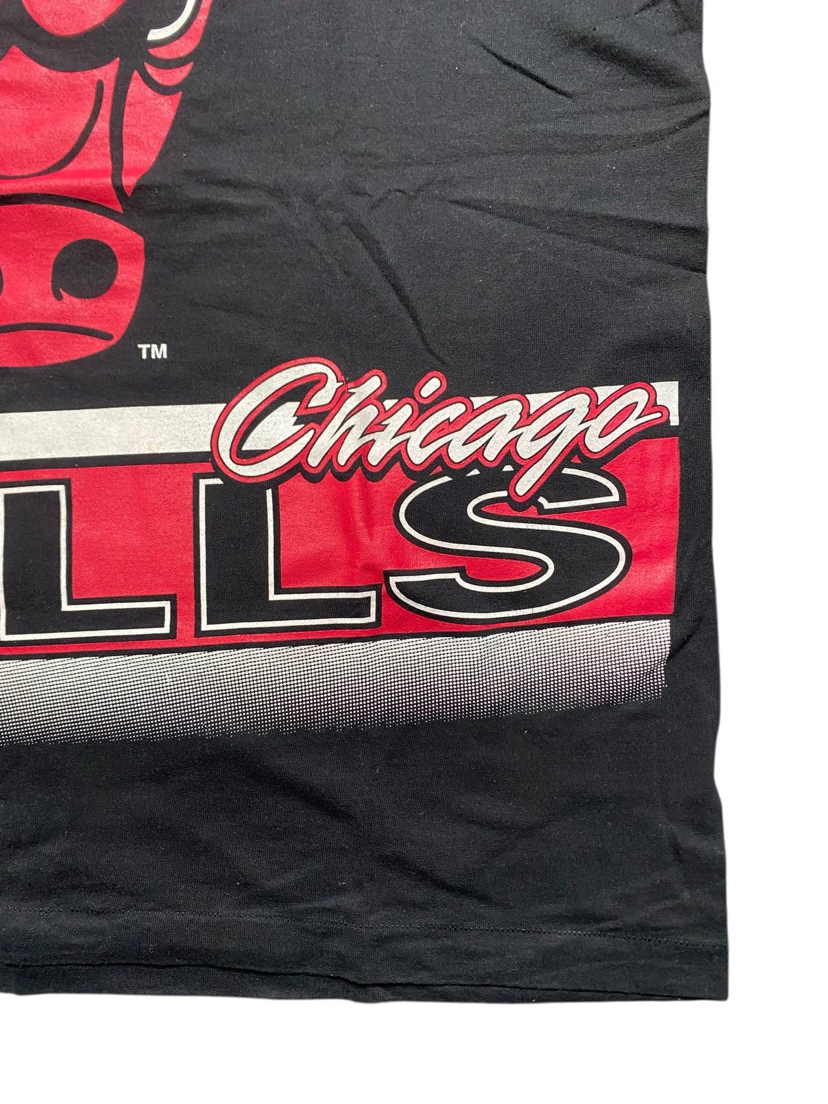Salem Sportswear VINTAGE CHICAGO BULLS SALEM TSHIRT 90s NBA Size US XXL / EU 58 / 5 - 5 Thumbnail