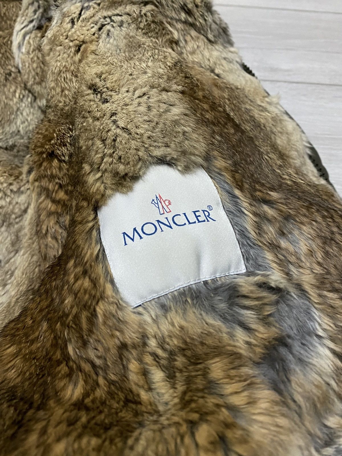 Moncler Moncler Chateaubriant rabbit fur coyote down puffer jacket Size US L / EU 52-54 / 3 - 7 Thumbnail