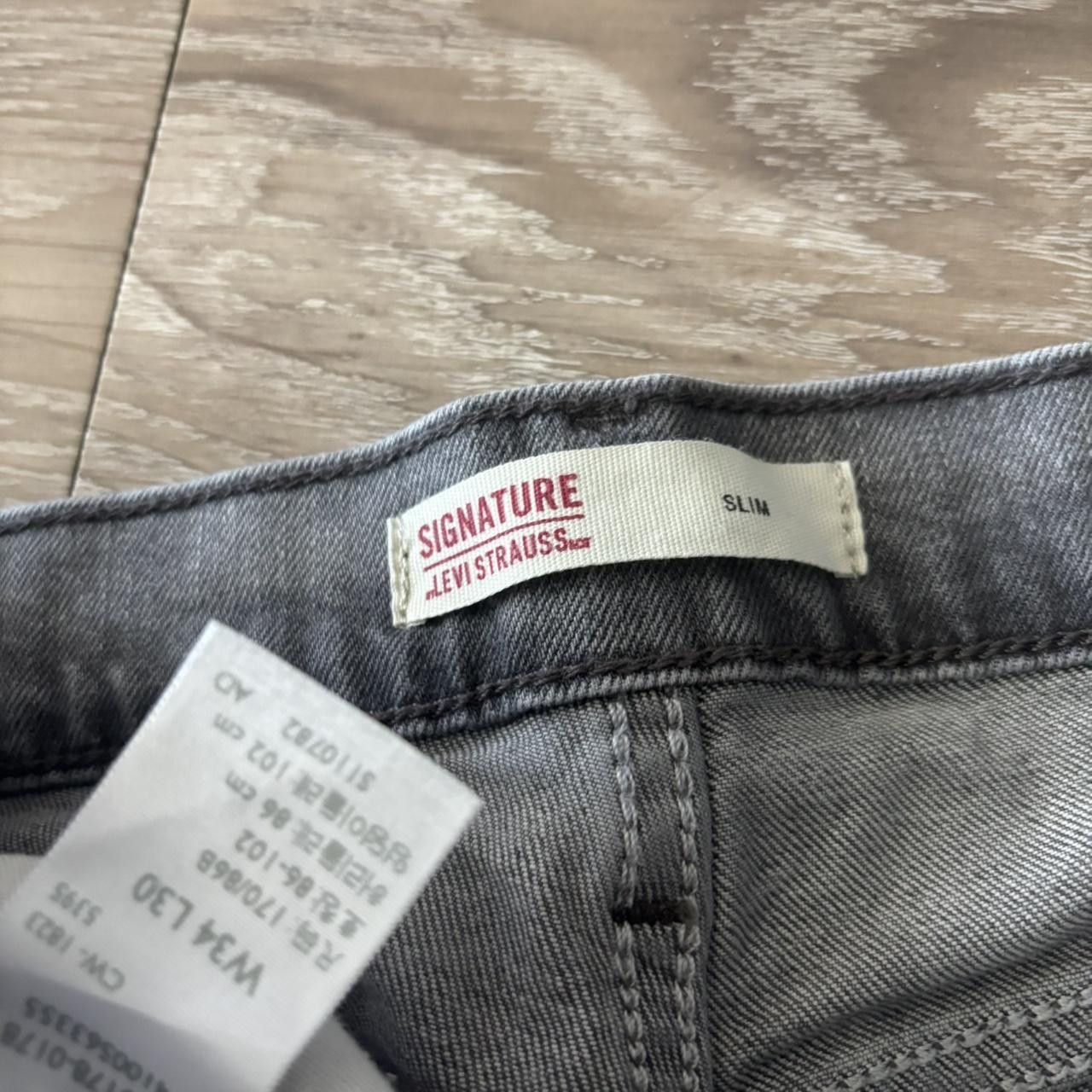 Levi's Crazy Vintage Y2K/2000s Grunge Faded Grey Levis Denim Jeans! 34x30 Size US 34 / EU 50 - 8 Thumbnail