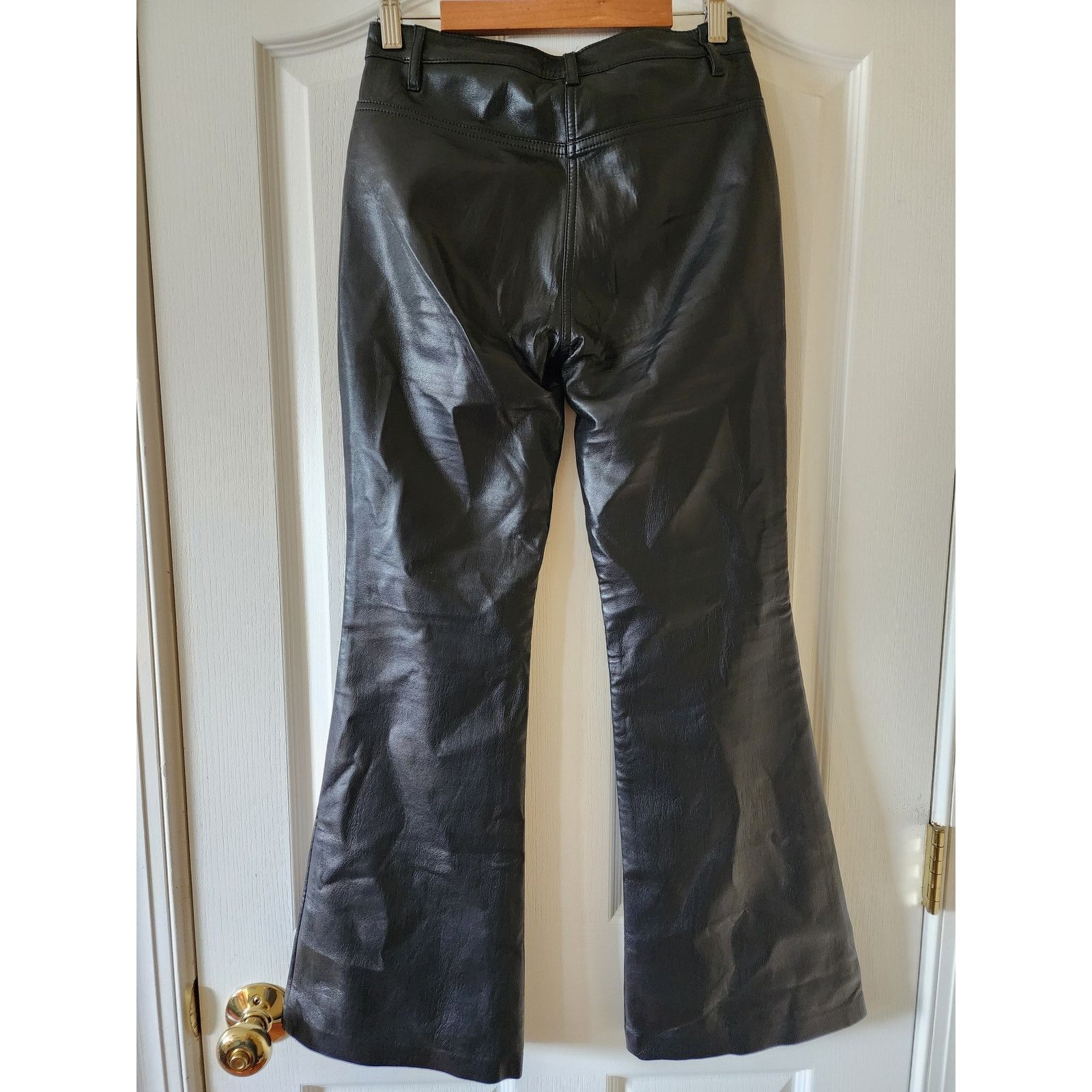Aritzia Wilfred Aritzia Beatrix Pants Faux Leather Black 0 Flare Size 25" / US 0 / IT 36 - 2 Thumbnail