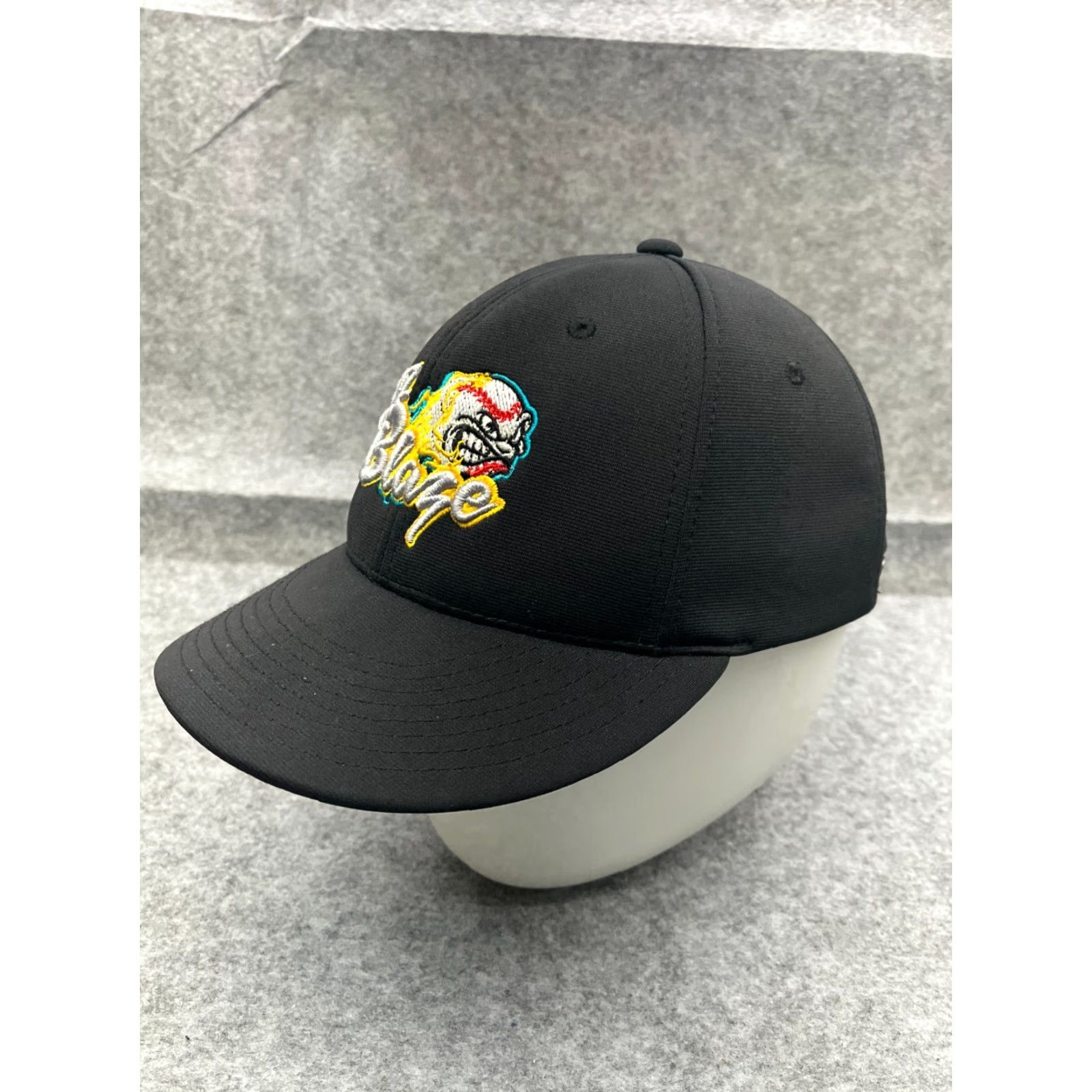 Vintage AZ Blaze Fastpitch Softball Hat Cap Fitted Adult Medium Black Polyester Blend Size 40R - 4 Thumbnail