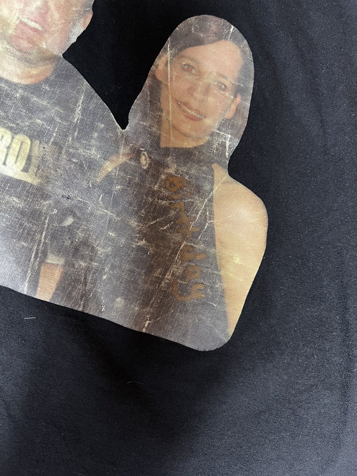 Merc × Vintage Selling a very old T-shirt, most likely 1980s merch, Size US XL / EU 56 / 4 - 6 Thumbnail