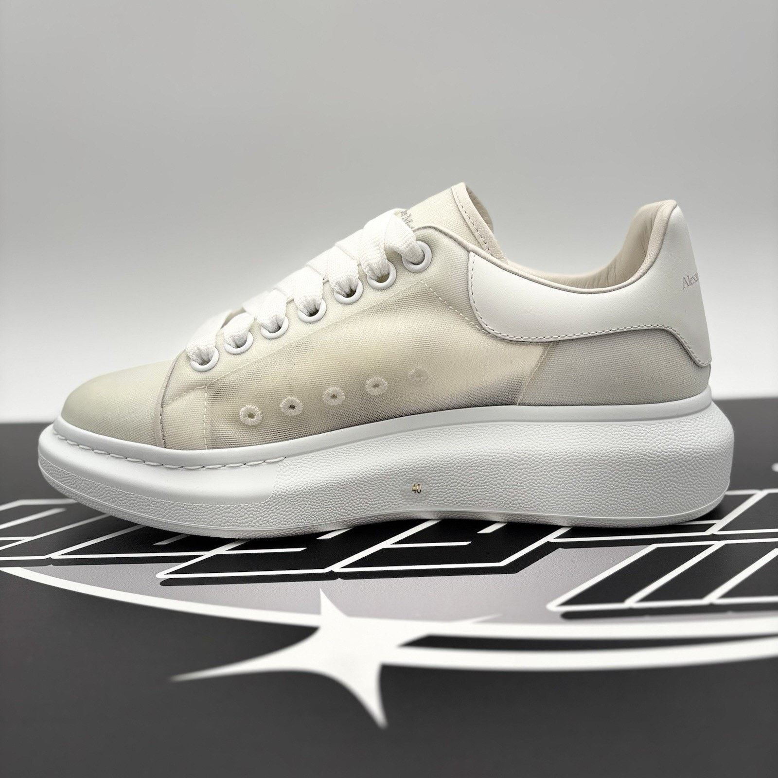 Alexander McQueen Alexander McQueen ‘ White Transparent ‘| EXCELLENT CONDITION Size US 7 / EU 40 - 4 Thumbnail