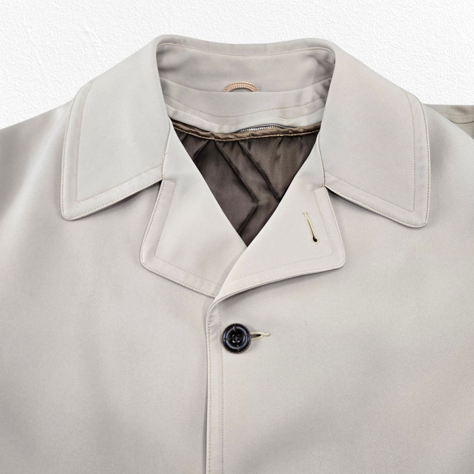 Vintage 70s Beige All Weather Removable Lining Trench Coat Size 42S Size US L / EU 52-54 / 3 - 4 Thumbnail