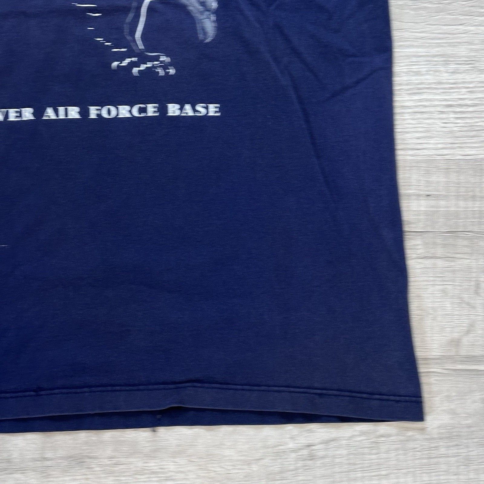 Gear for Sports Vintage United States Air Force T-Shirt Men's XL Dover AFB Size US XL / EU 56 / 4 - 3 Thumbnail