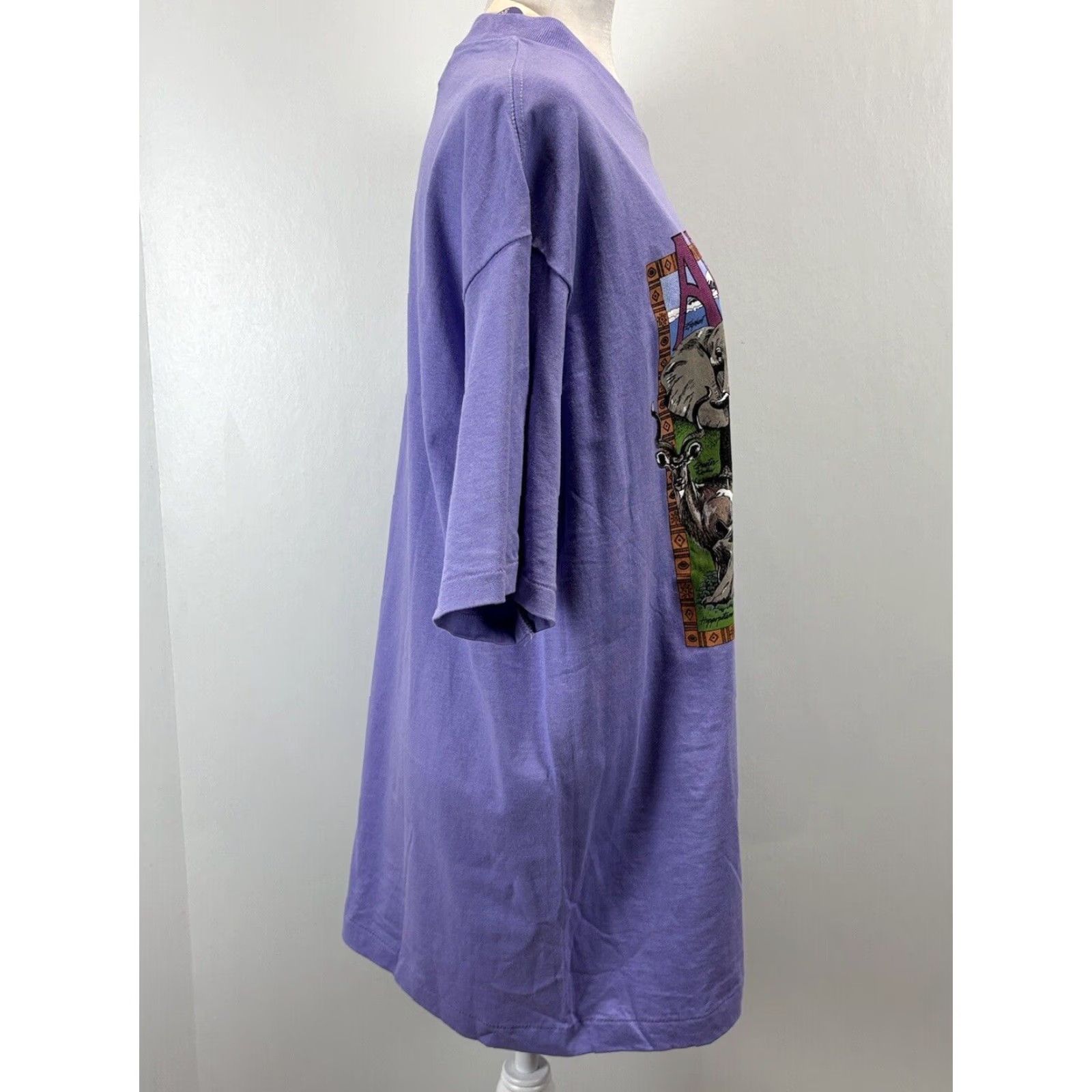 Vintage VINTAGE Sof TEE Africa Animal Graphic T-Shirt XL Men Short Sleeve Cotton Purple 90s Safari Travel USA Size US XL / EU 56 / 4 - 4 Thumbnail