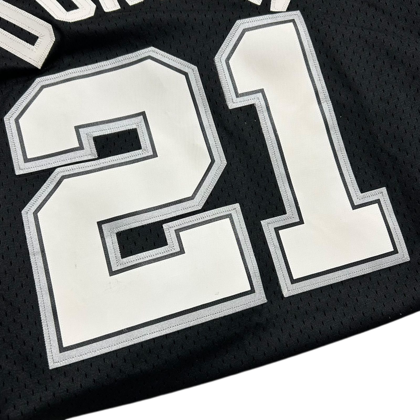 NBA SAN ANTONIO SPURS TIM DUNCAN #16 ADIDAS SWINGMAN JERSEY Size US L / EU 52-54 / 3 - 9 Thumbnail